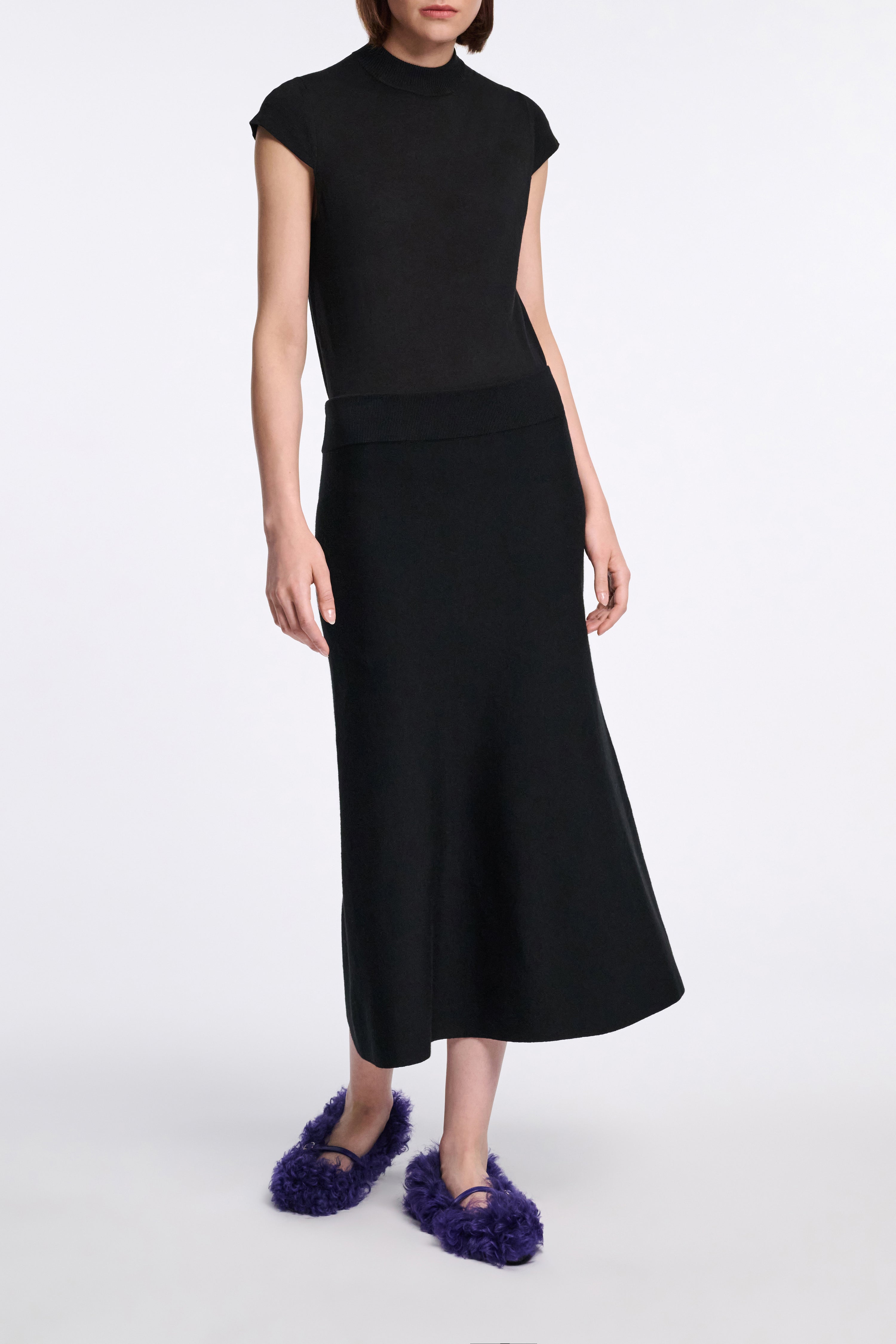 SHARP AMBITION skirt