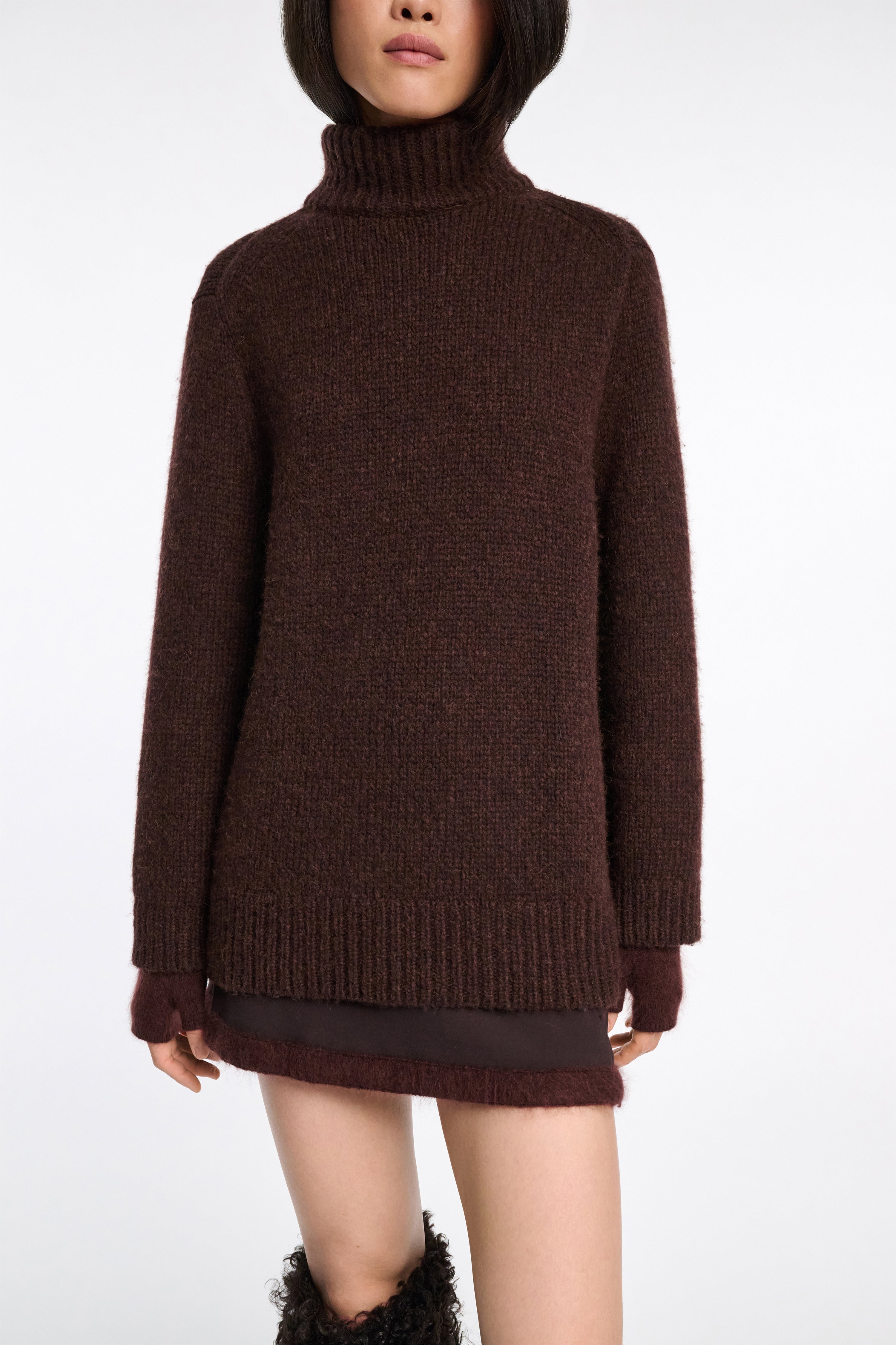 URBAN FAVORITES pullover