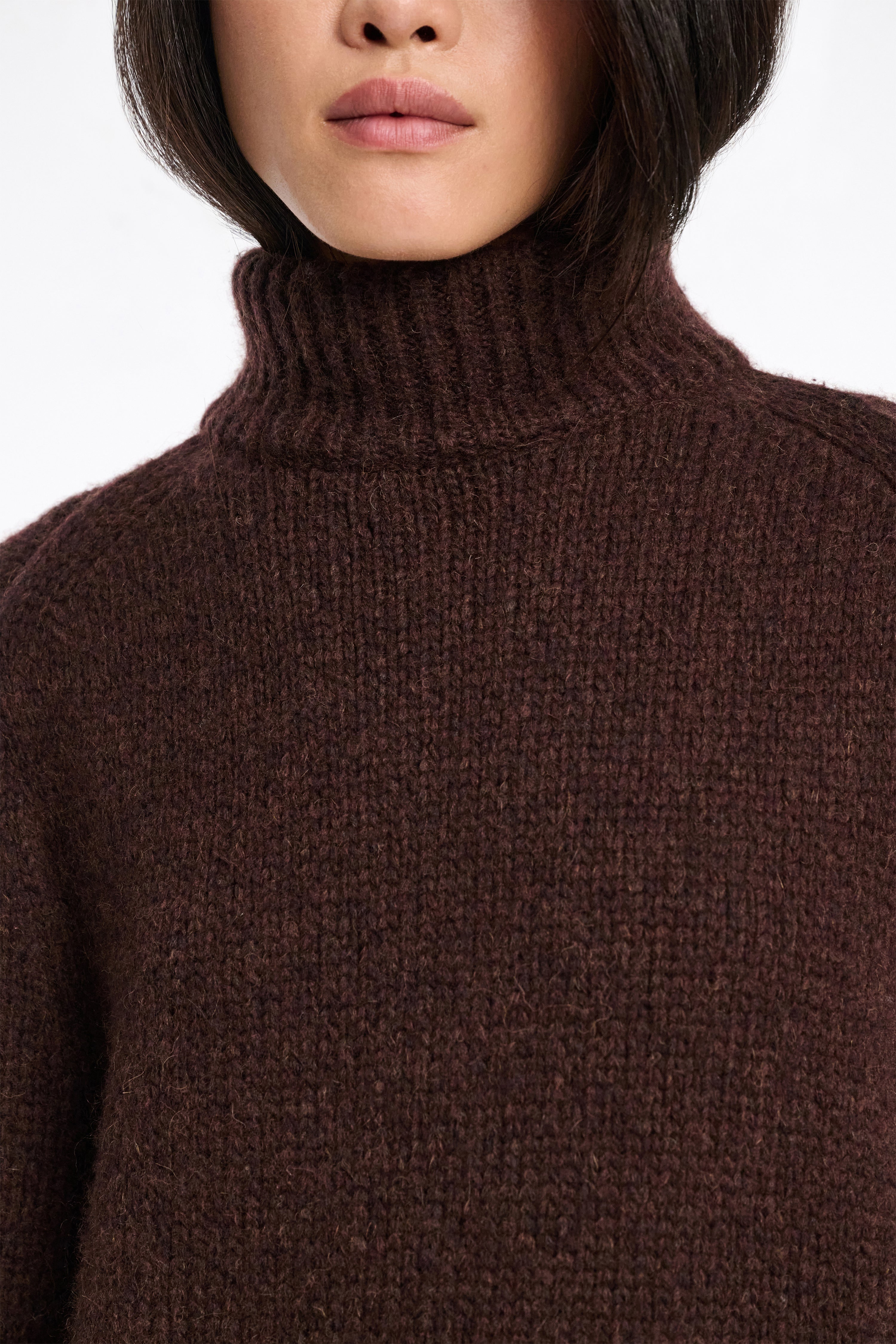 URBAN FAVORITES pullover