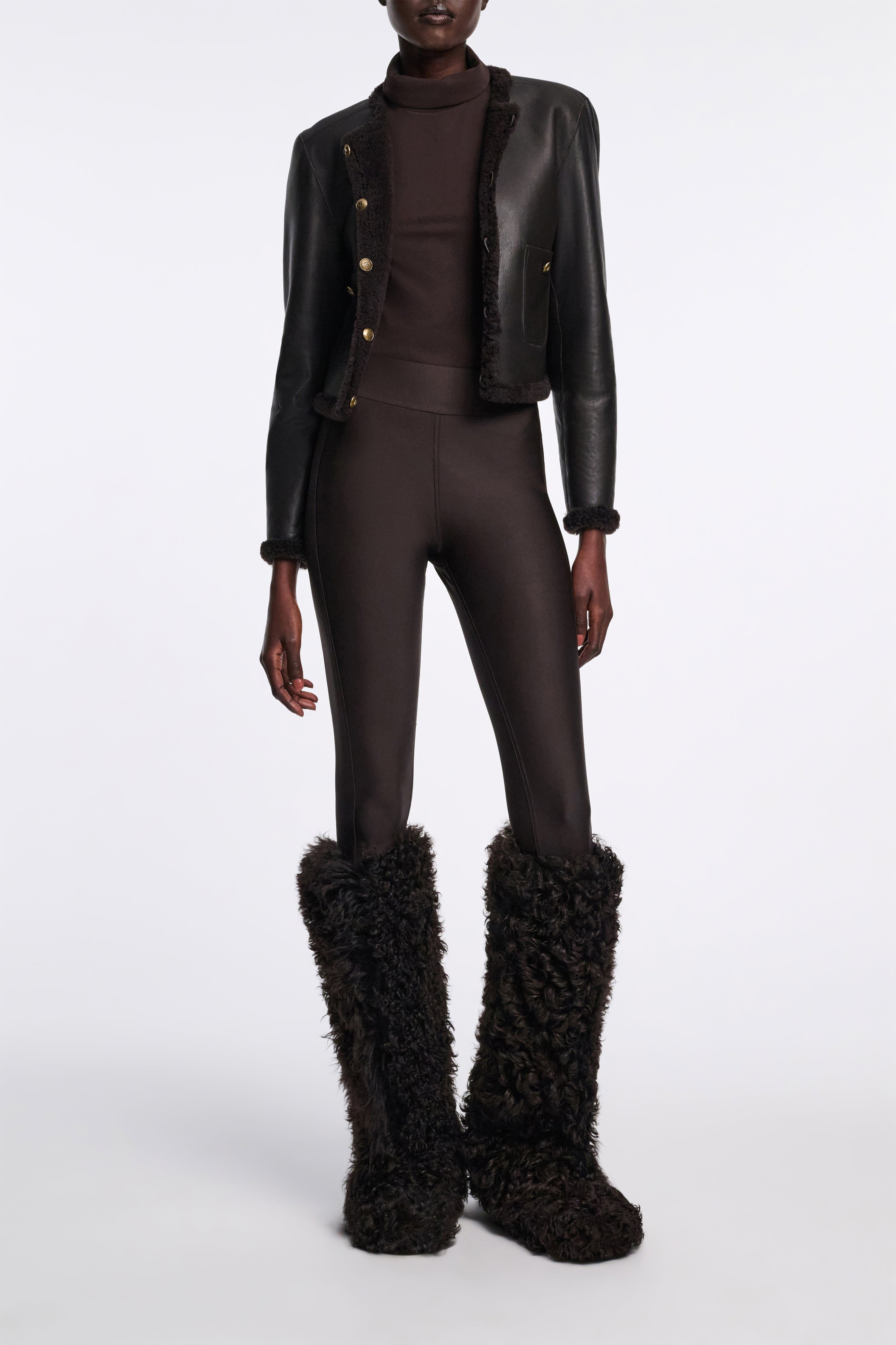 SHARP CUT pants