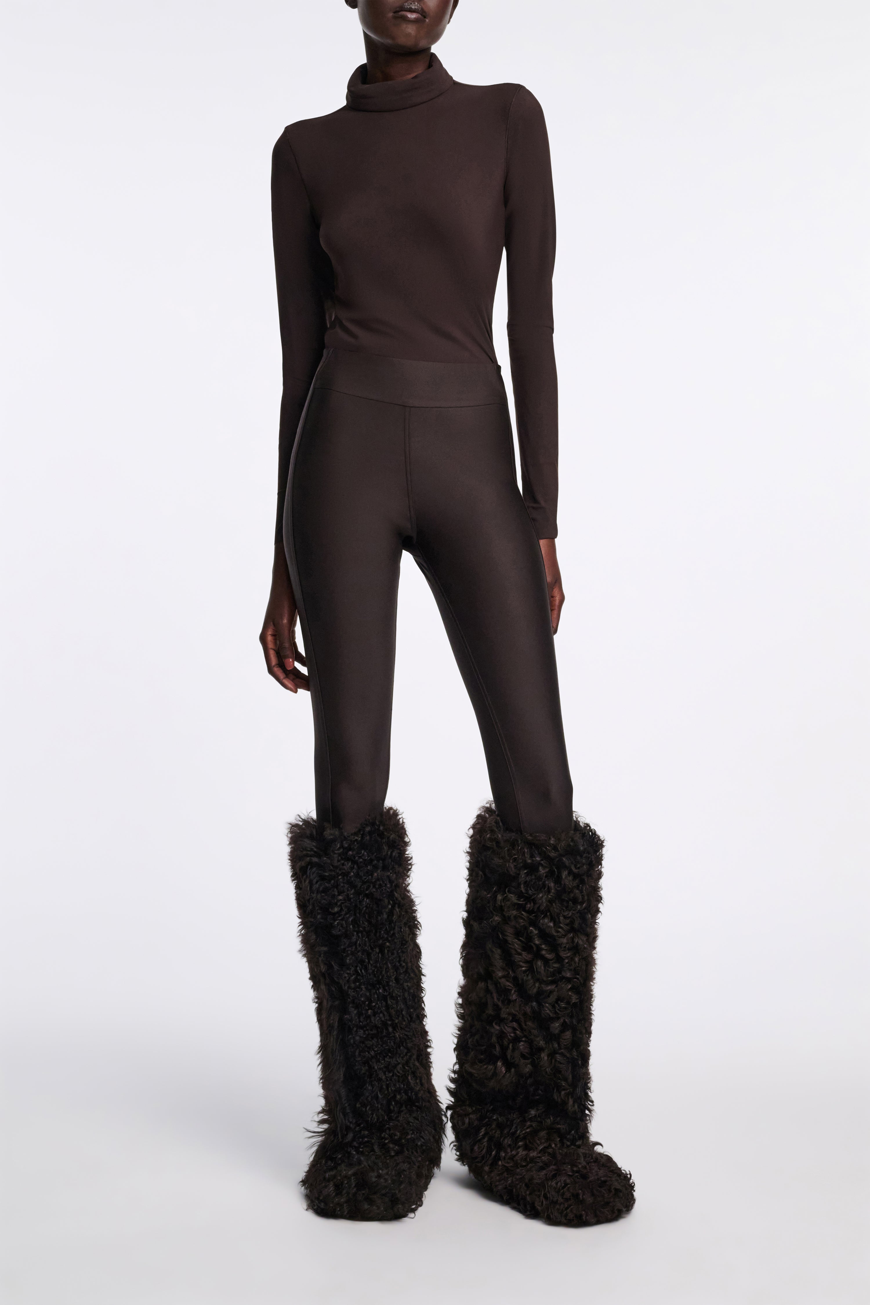 SHARP CUT pants