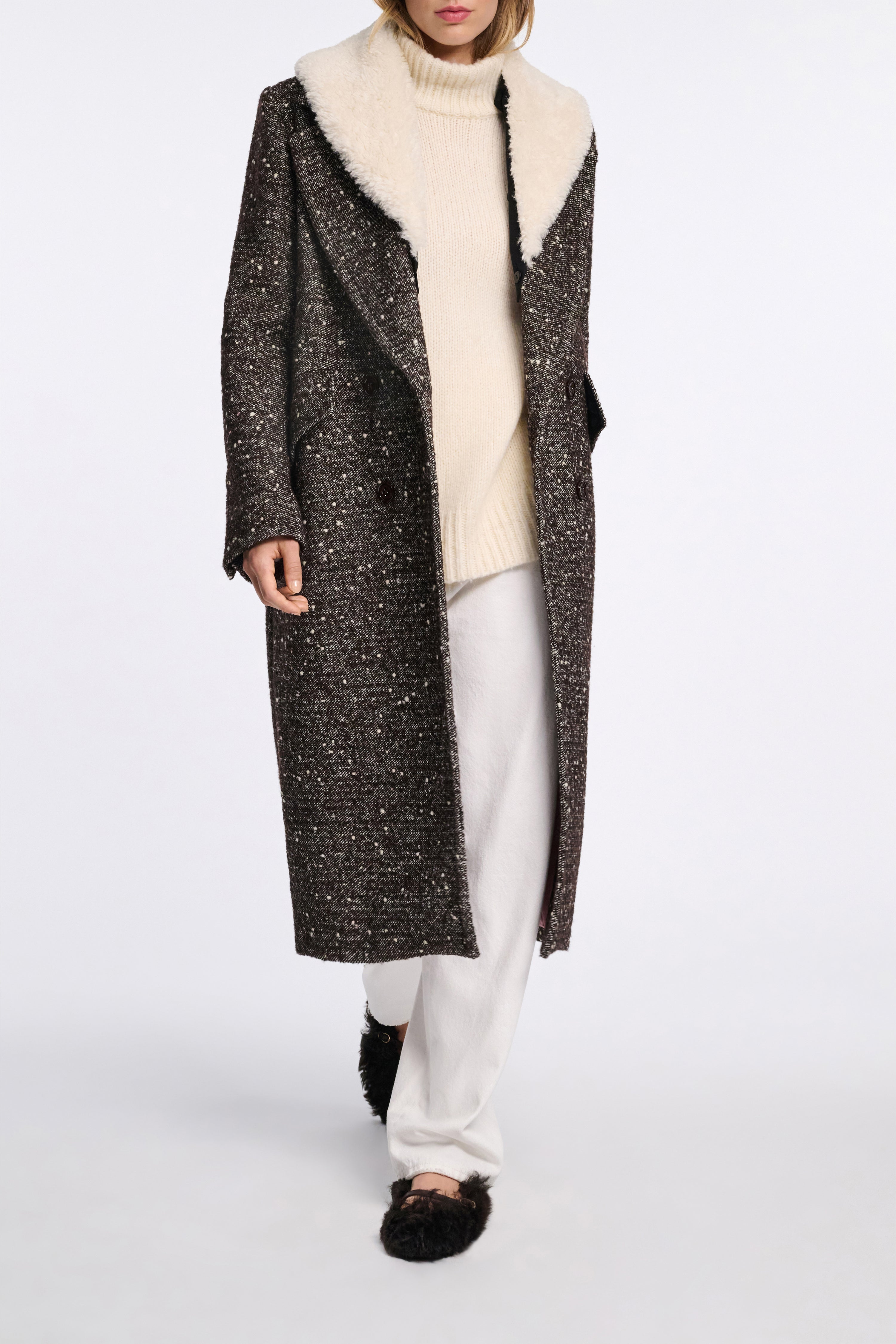 COZY ATTRACTION coat