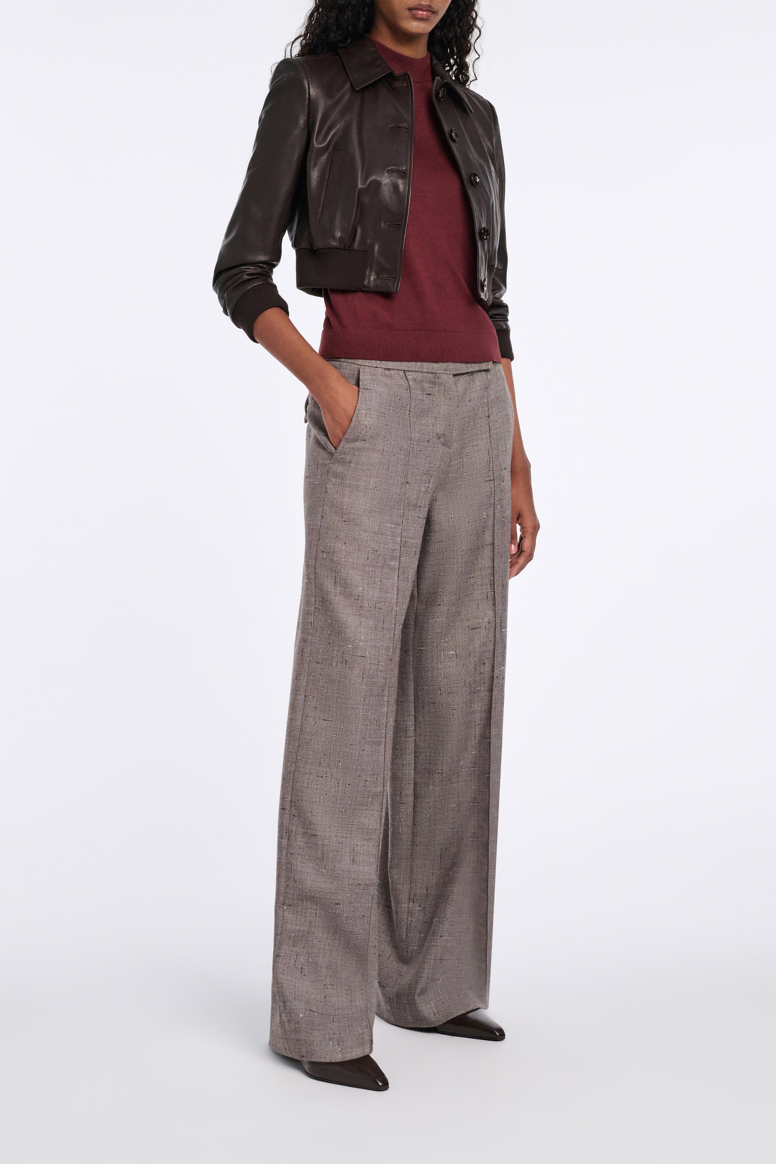 SLEEK STATEMENT jacket