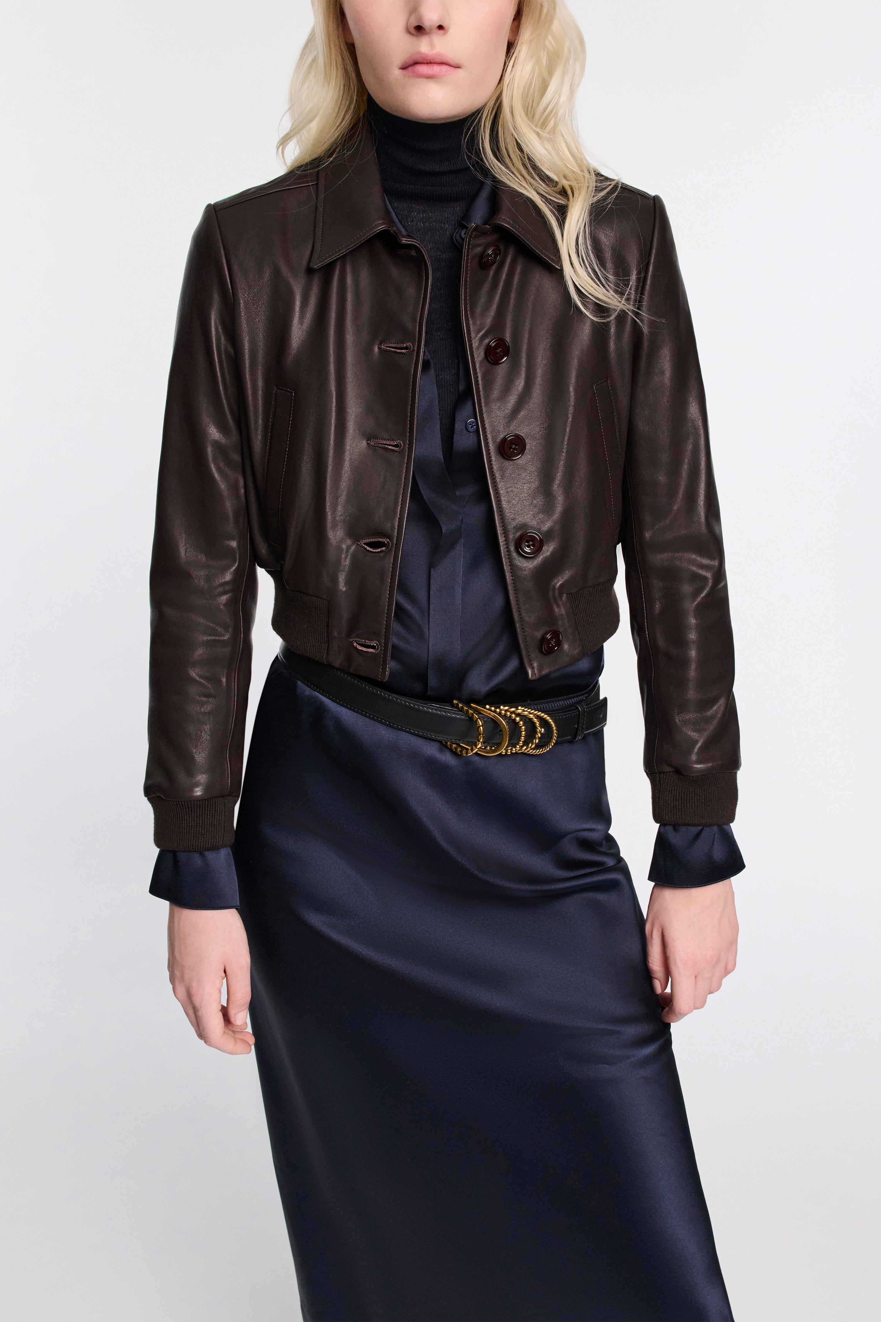 SLEEK STATEMENT jacket