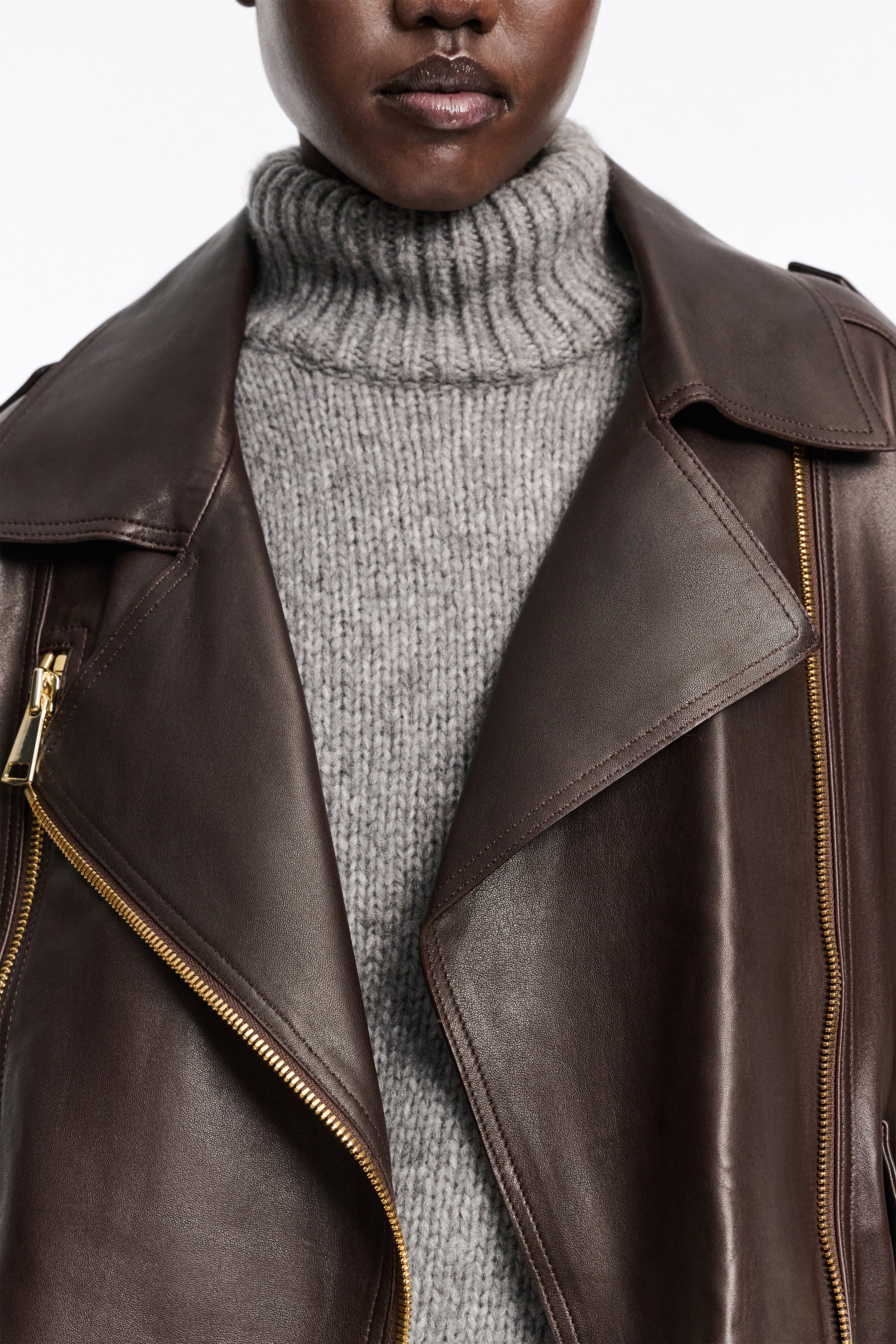 SLEEK STATEMENT I jacket