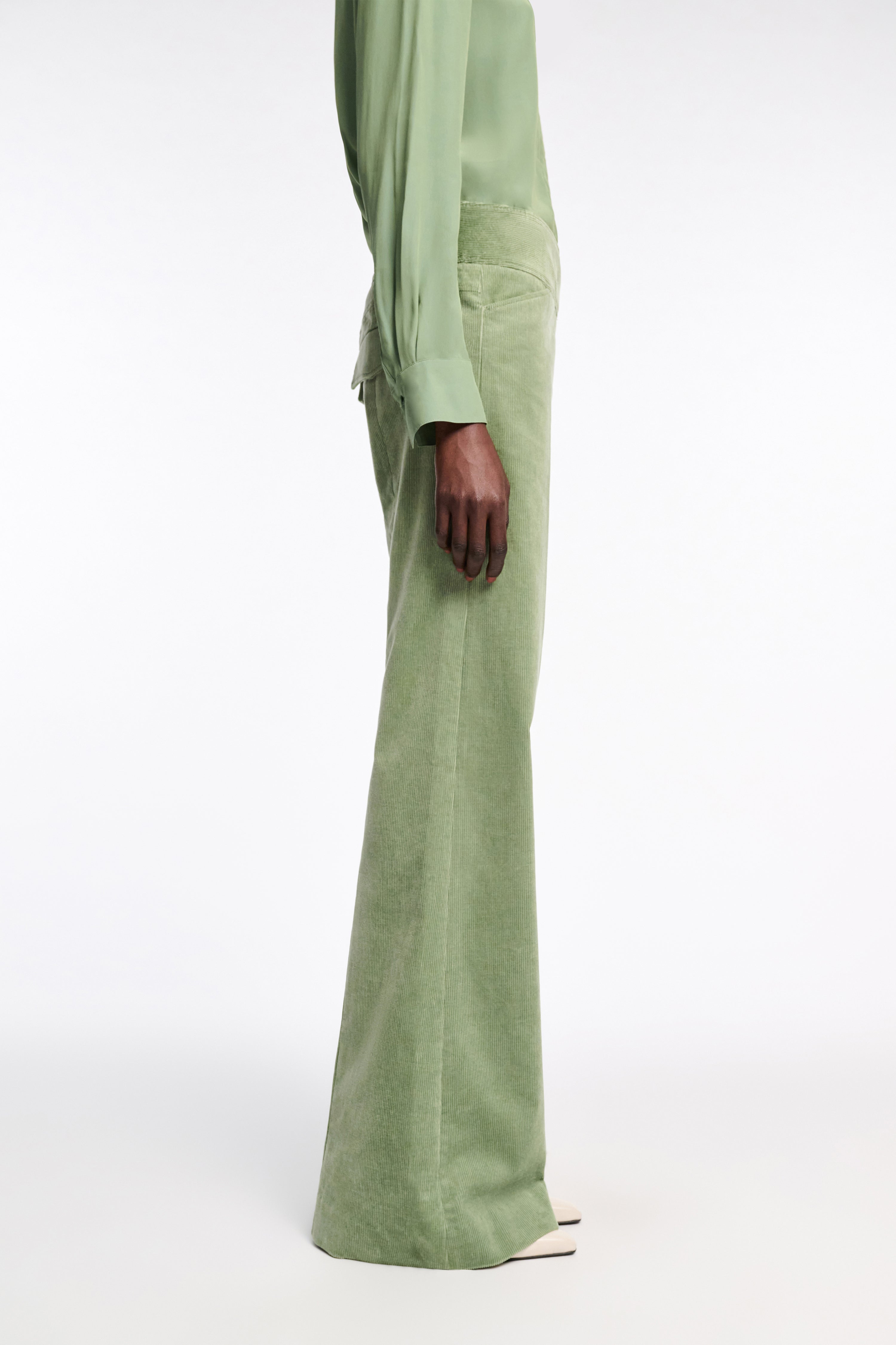 TWISTED STRUCTURE pants
