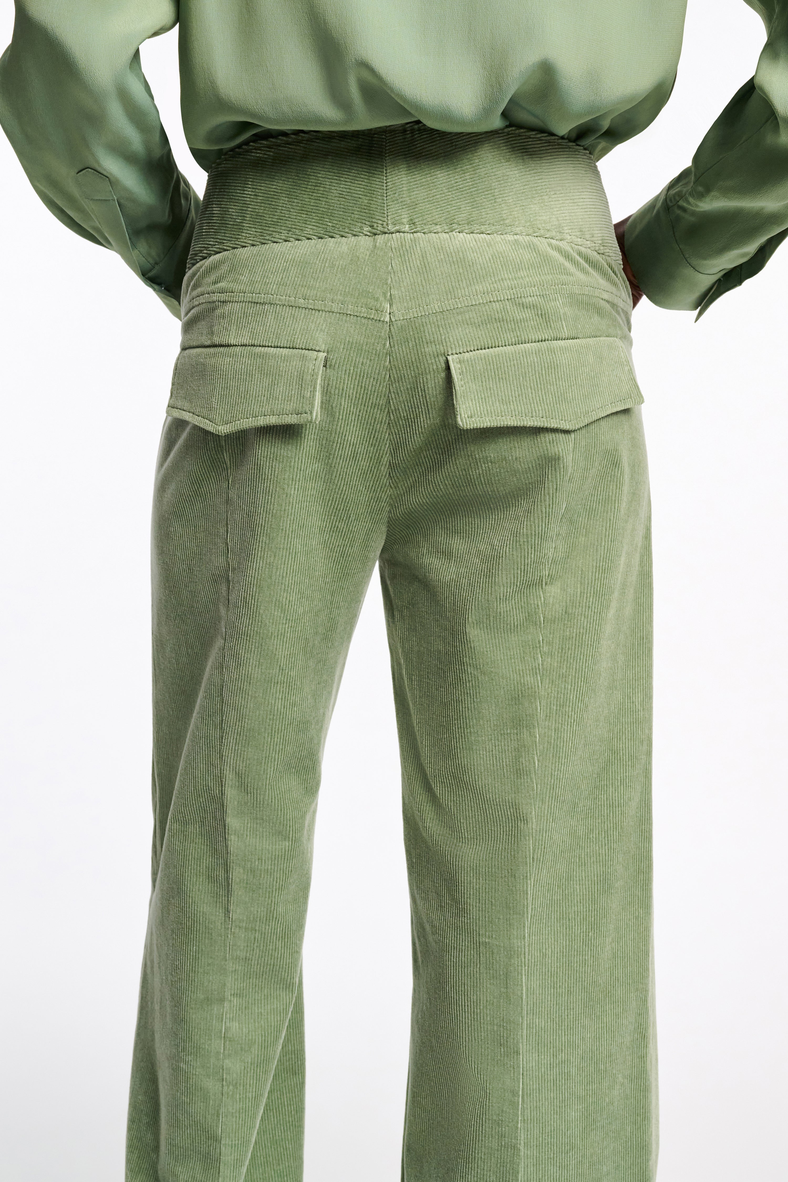 TWISTED STRUCTURE pants