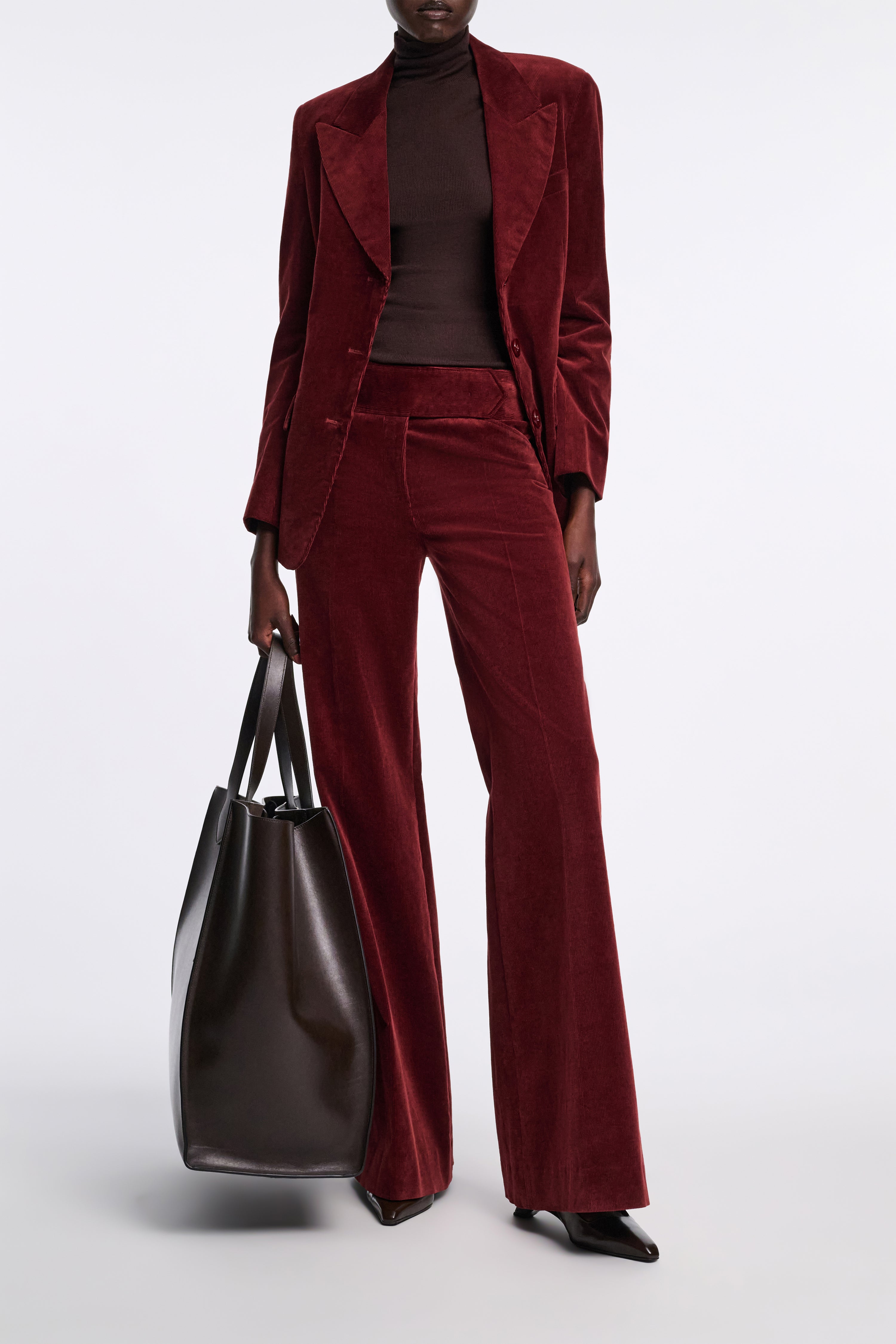 TWISTED STRUCTURE pants