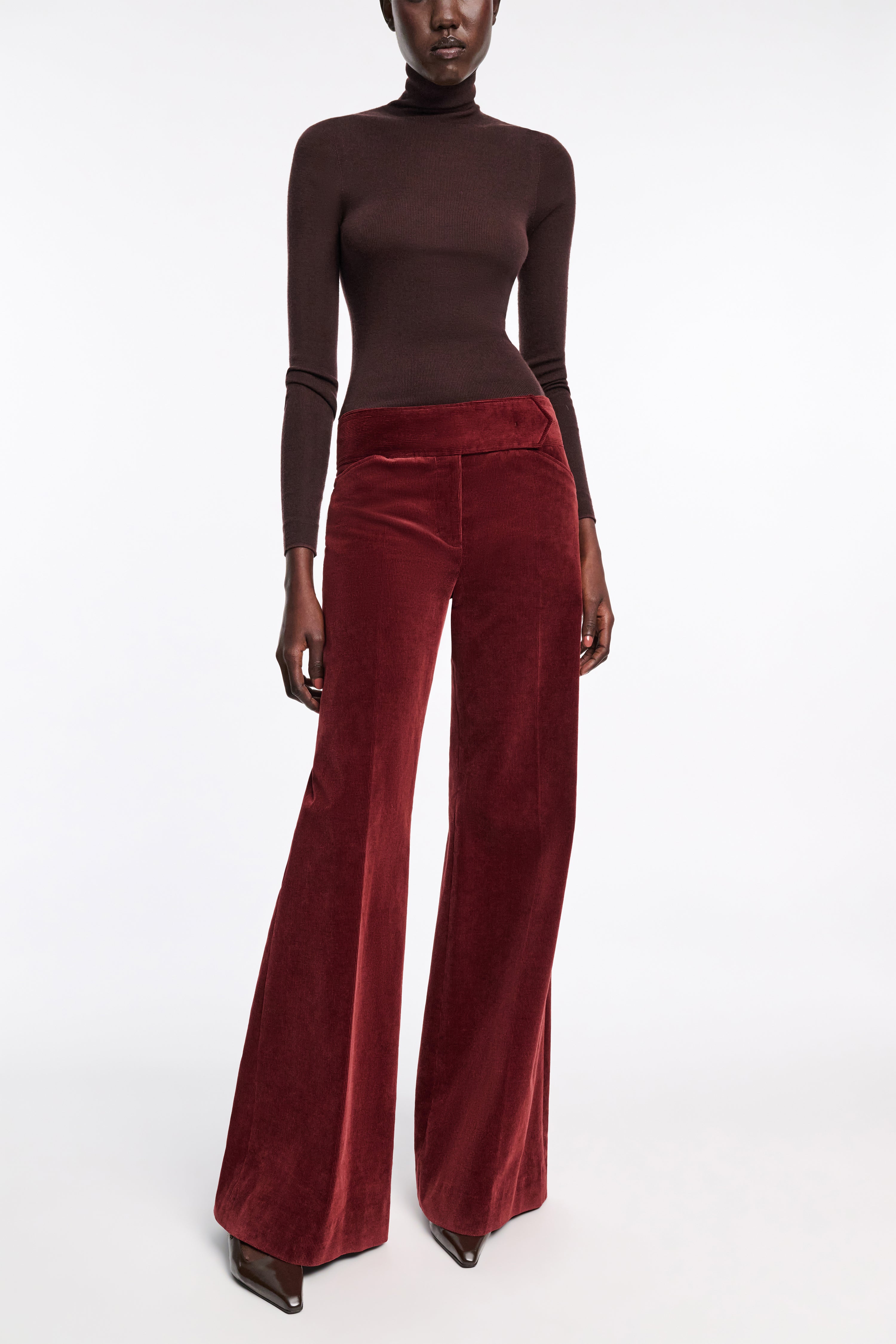 TWISTED STRUCTURE pants