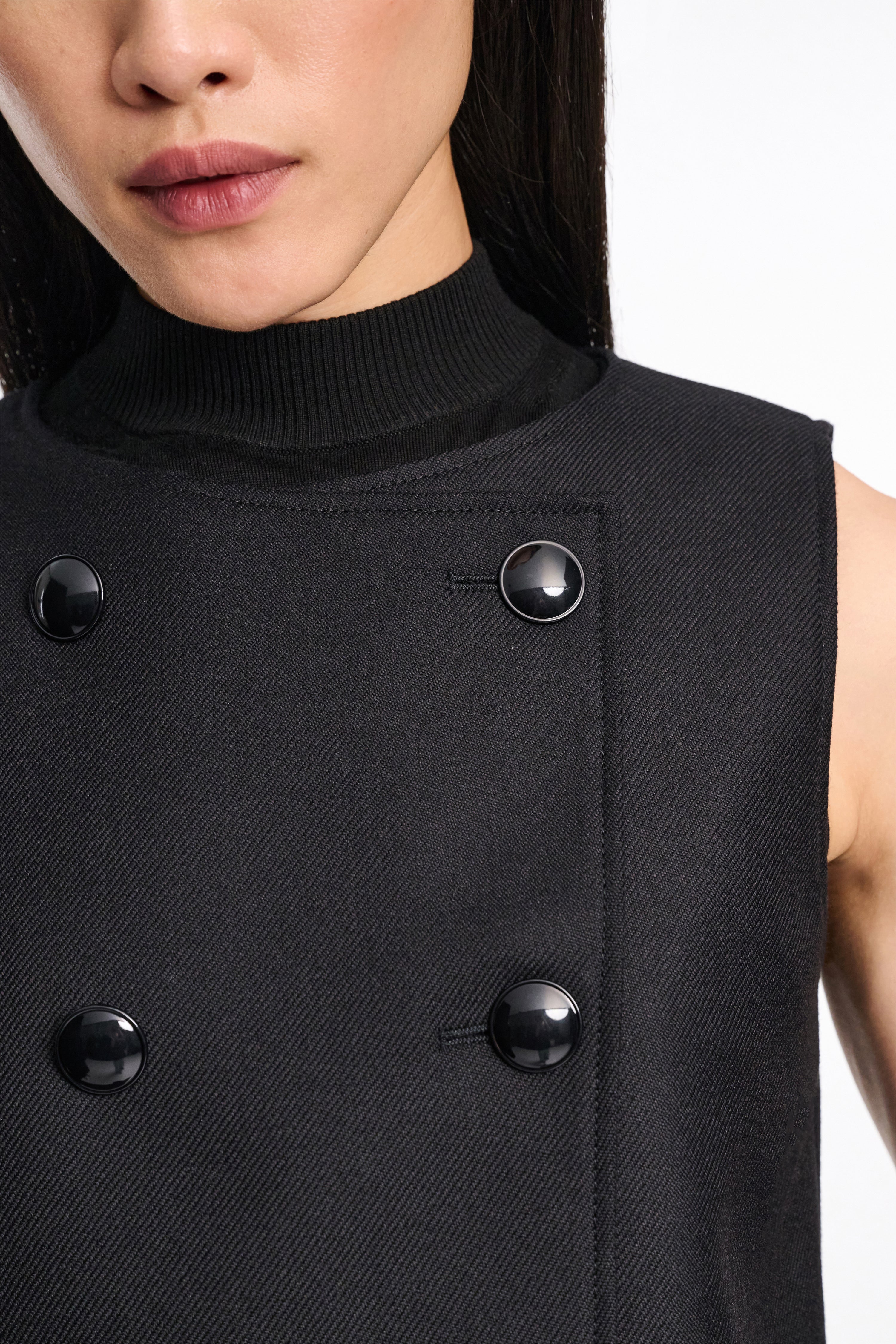 STRIKING COOLNESS vest