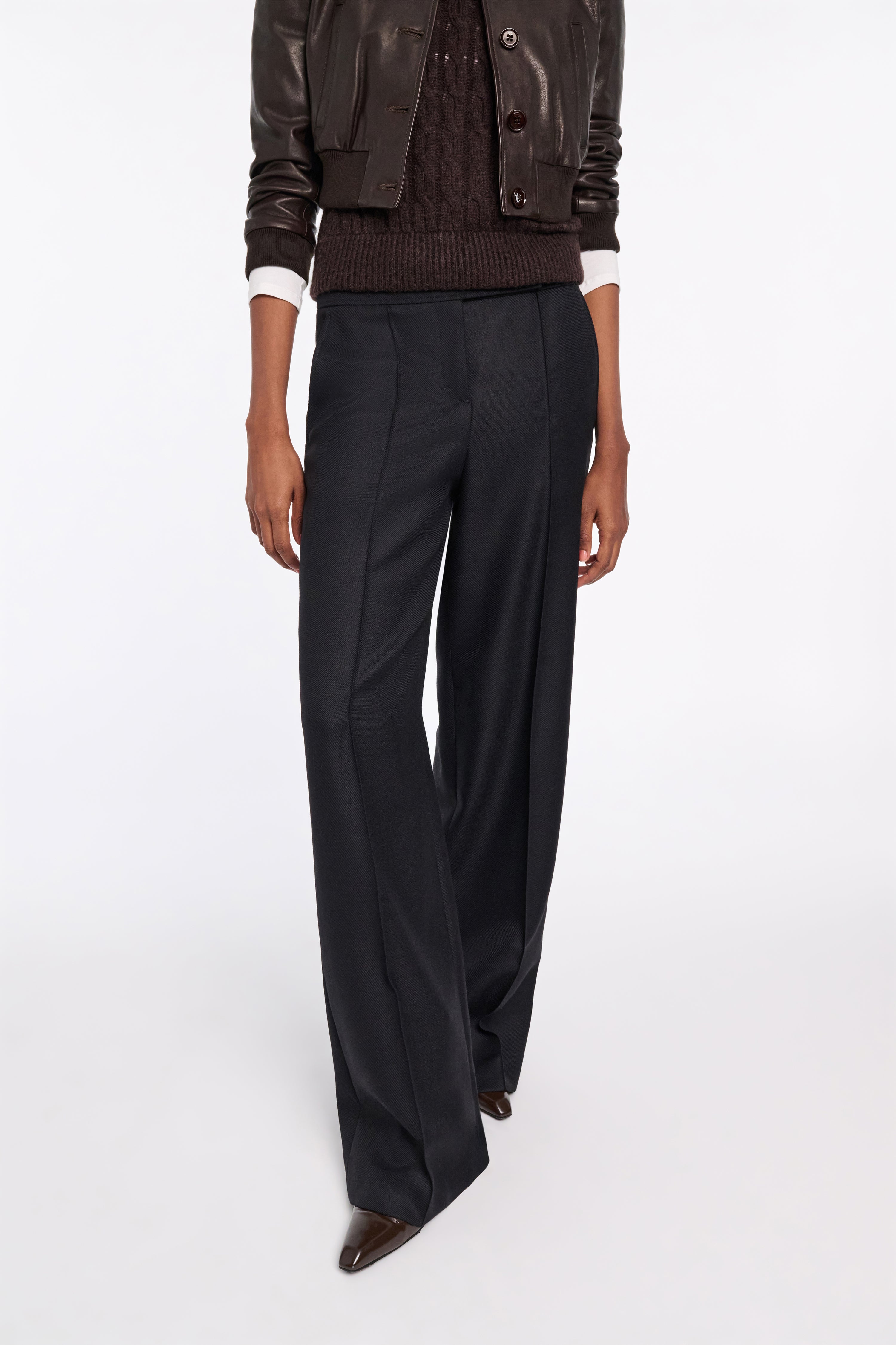 STRIKING COOLNESS pants