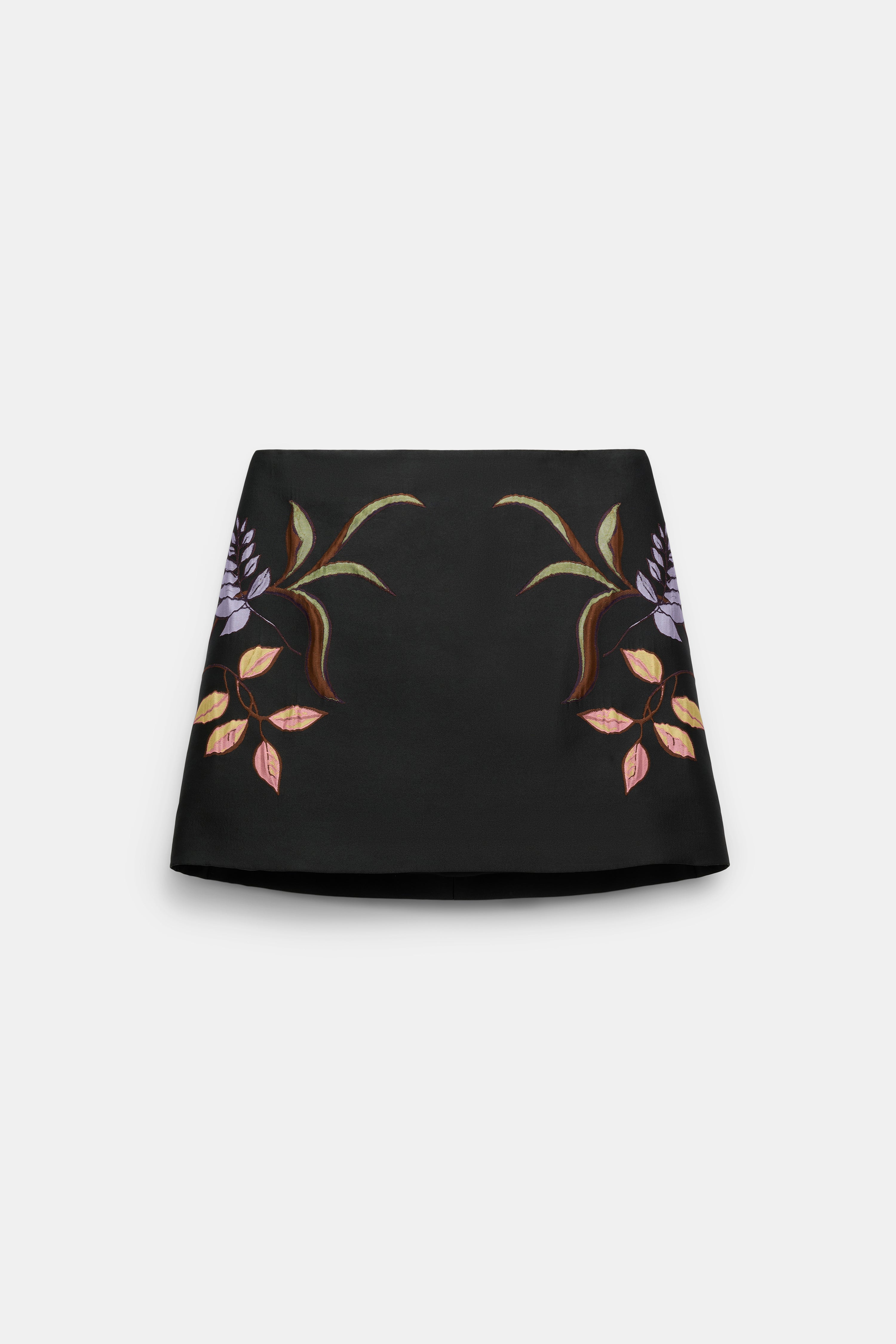 SOFT PETAL skirt