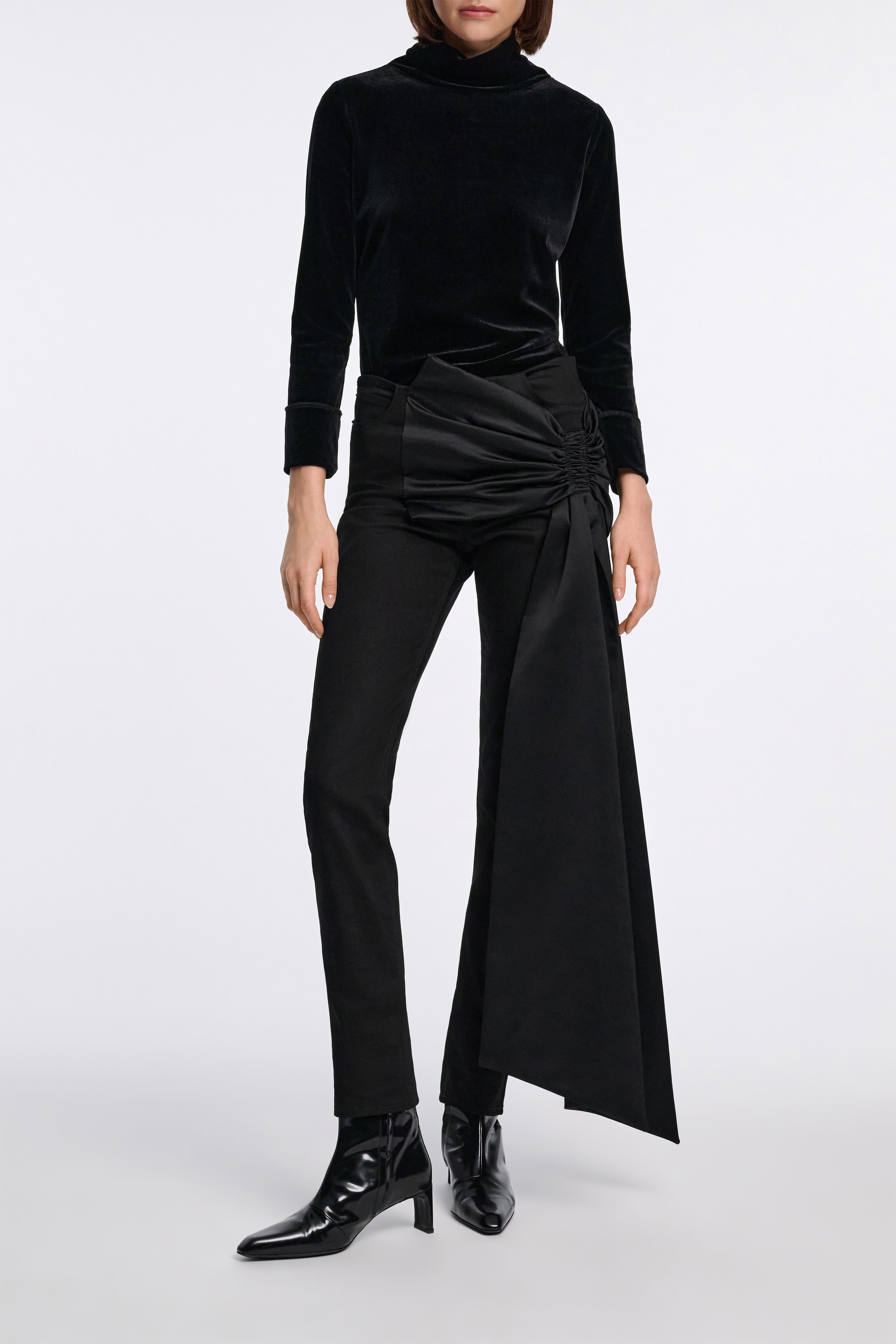 SHINY MOMENT pants