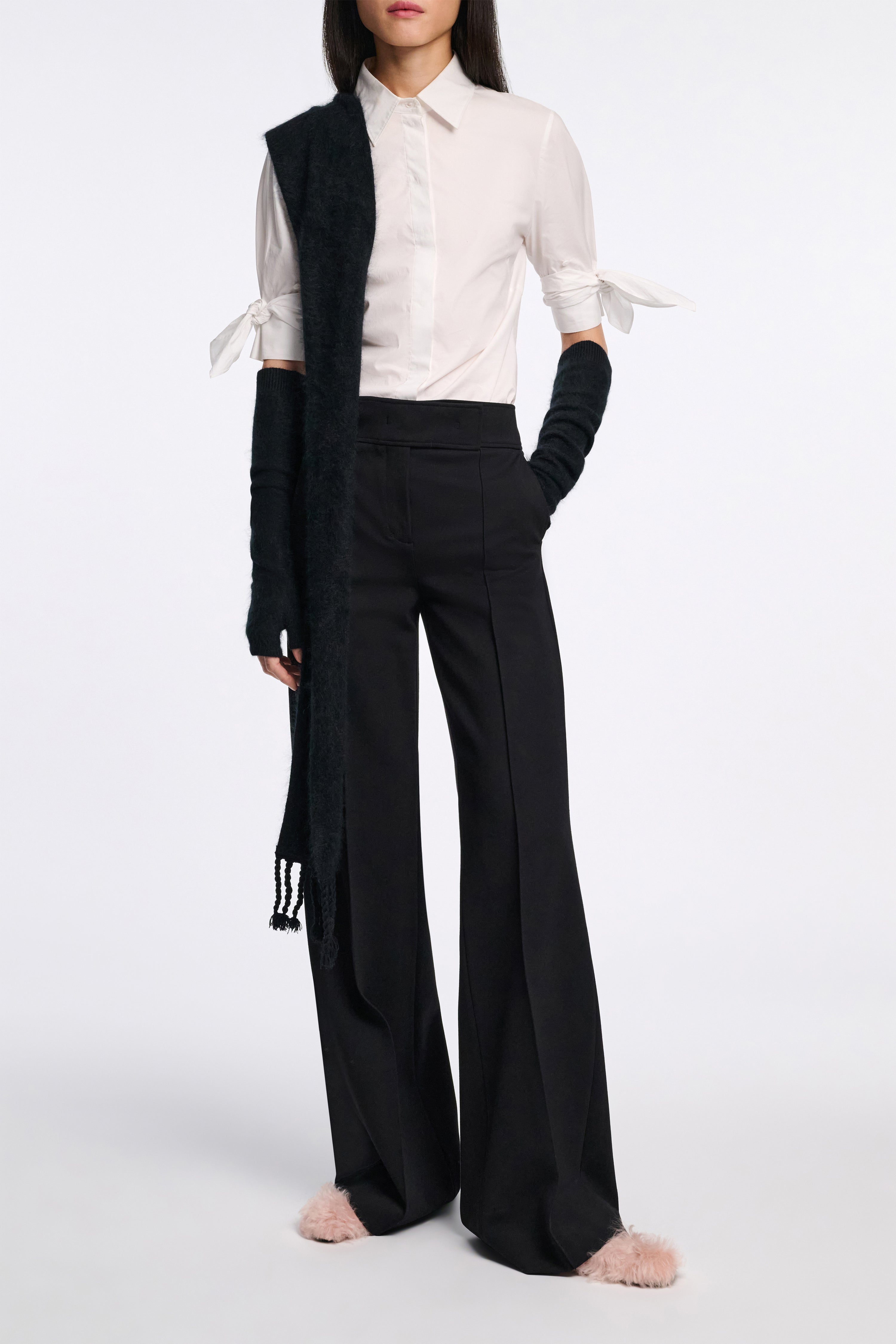 EMOTIONAL ESSENCE pants