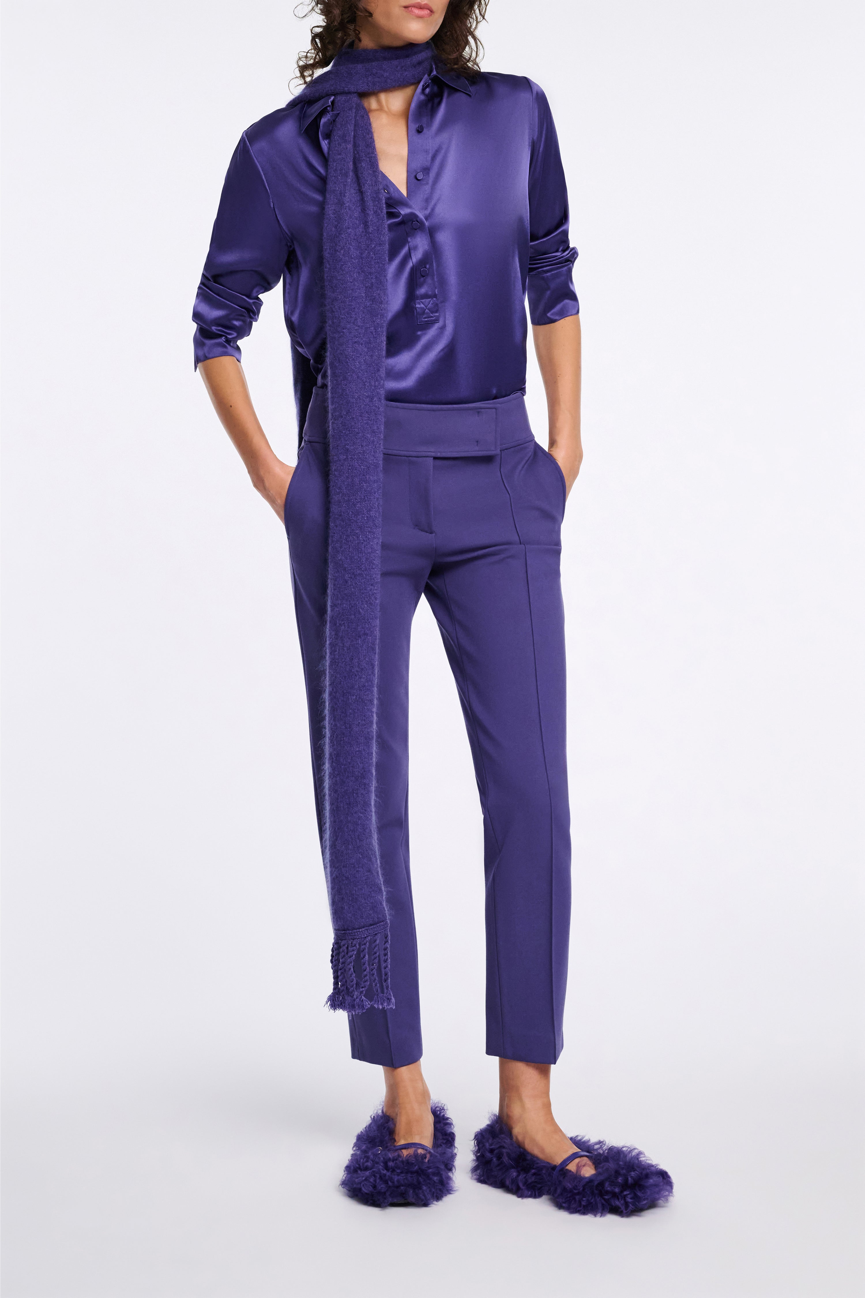 EMOTIONAL ESSENCE pants