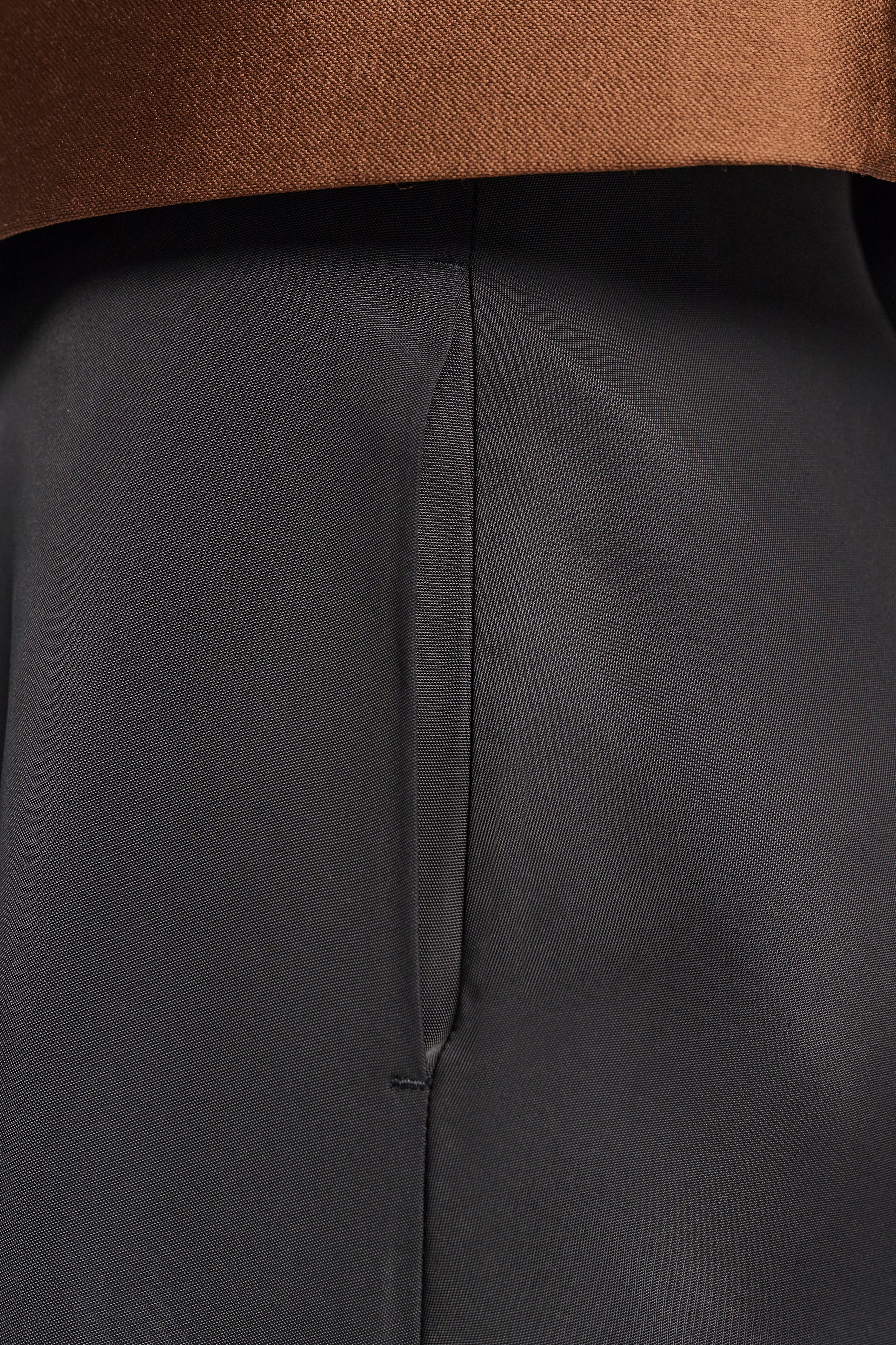SPORTY ELEGANCE skirt