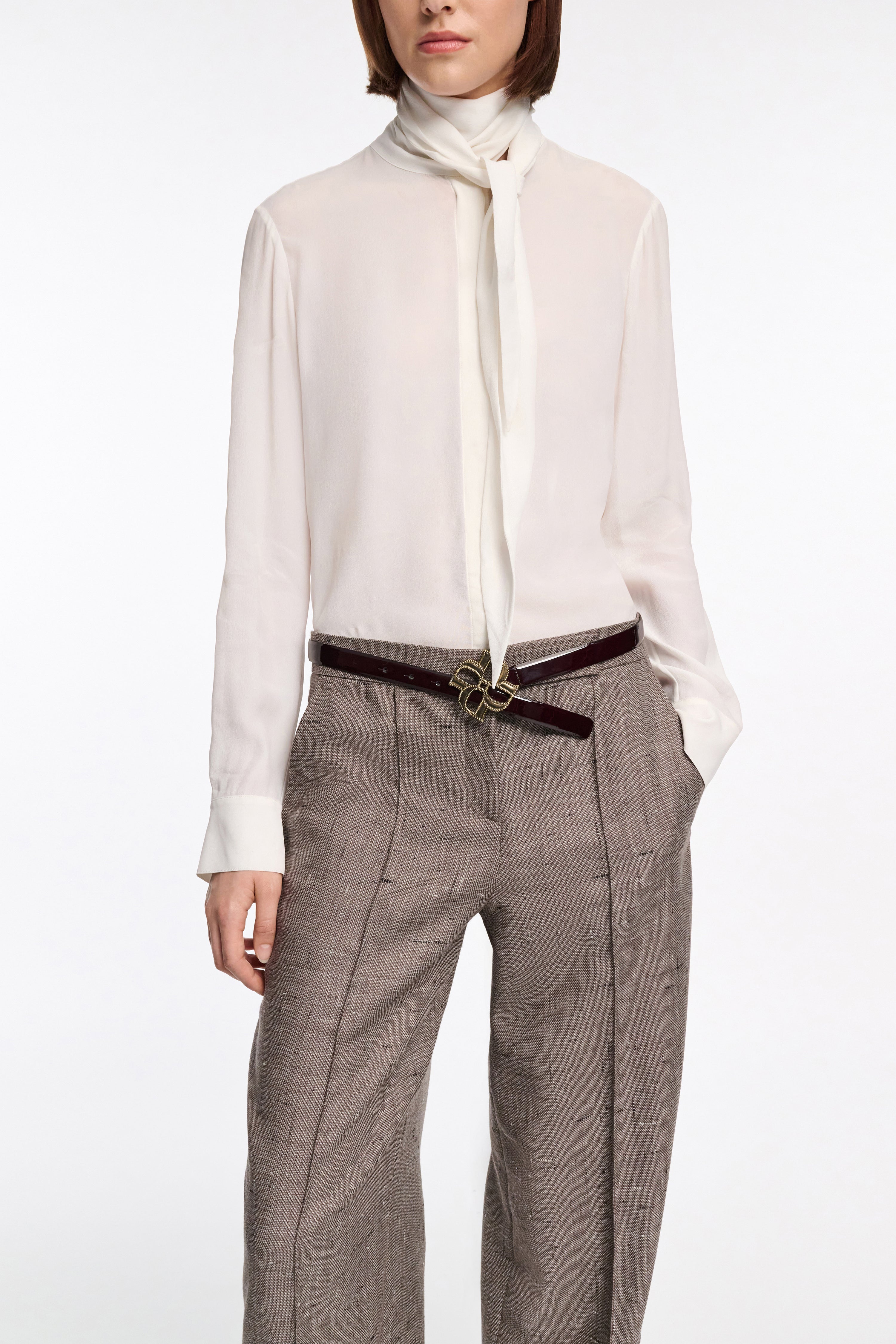 SOFT VIBES blouse