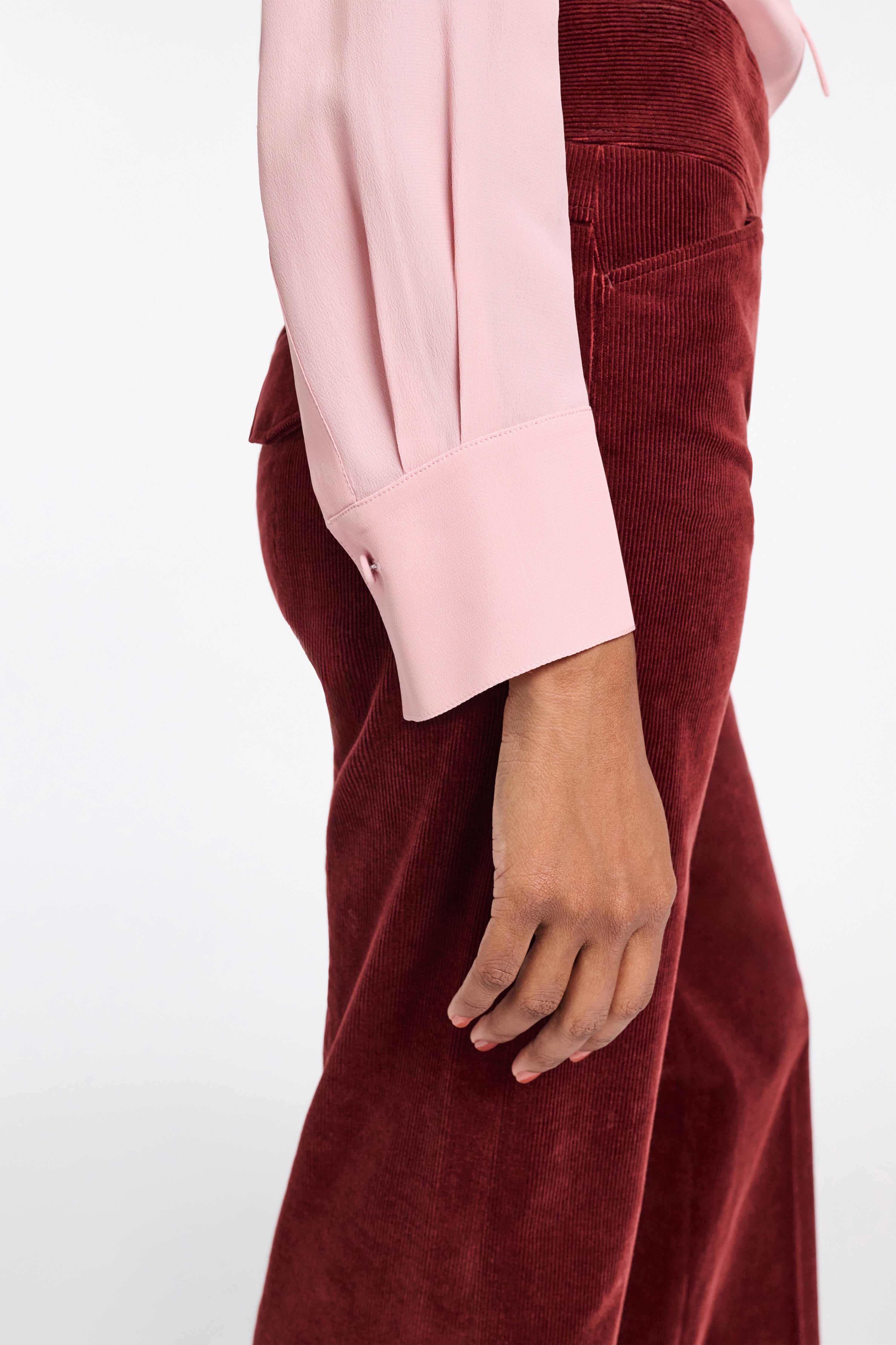 SOFT VIBES blouse
