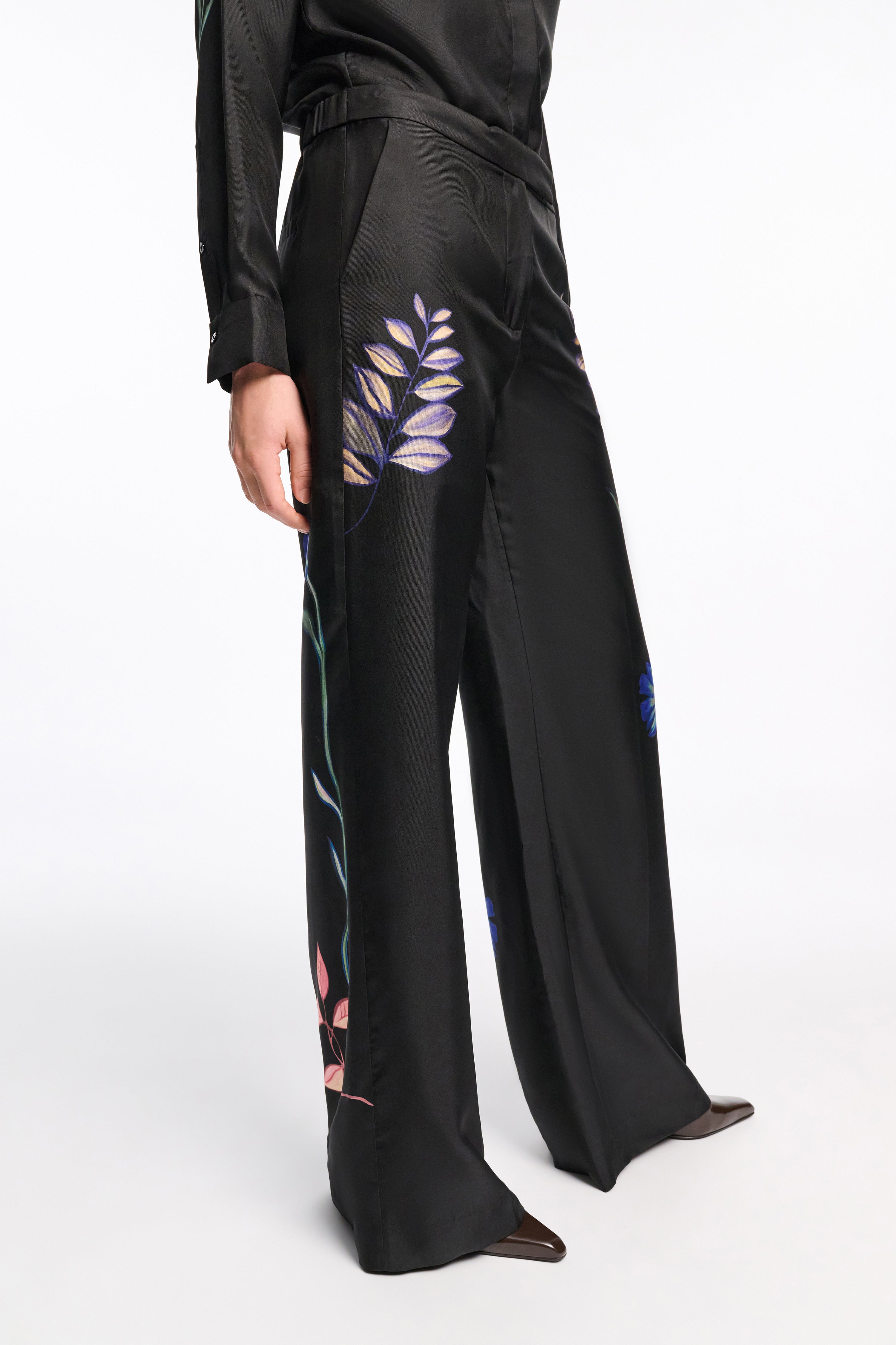 SEDUCTIVE BLOOM pants