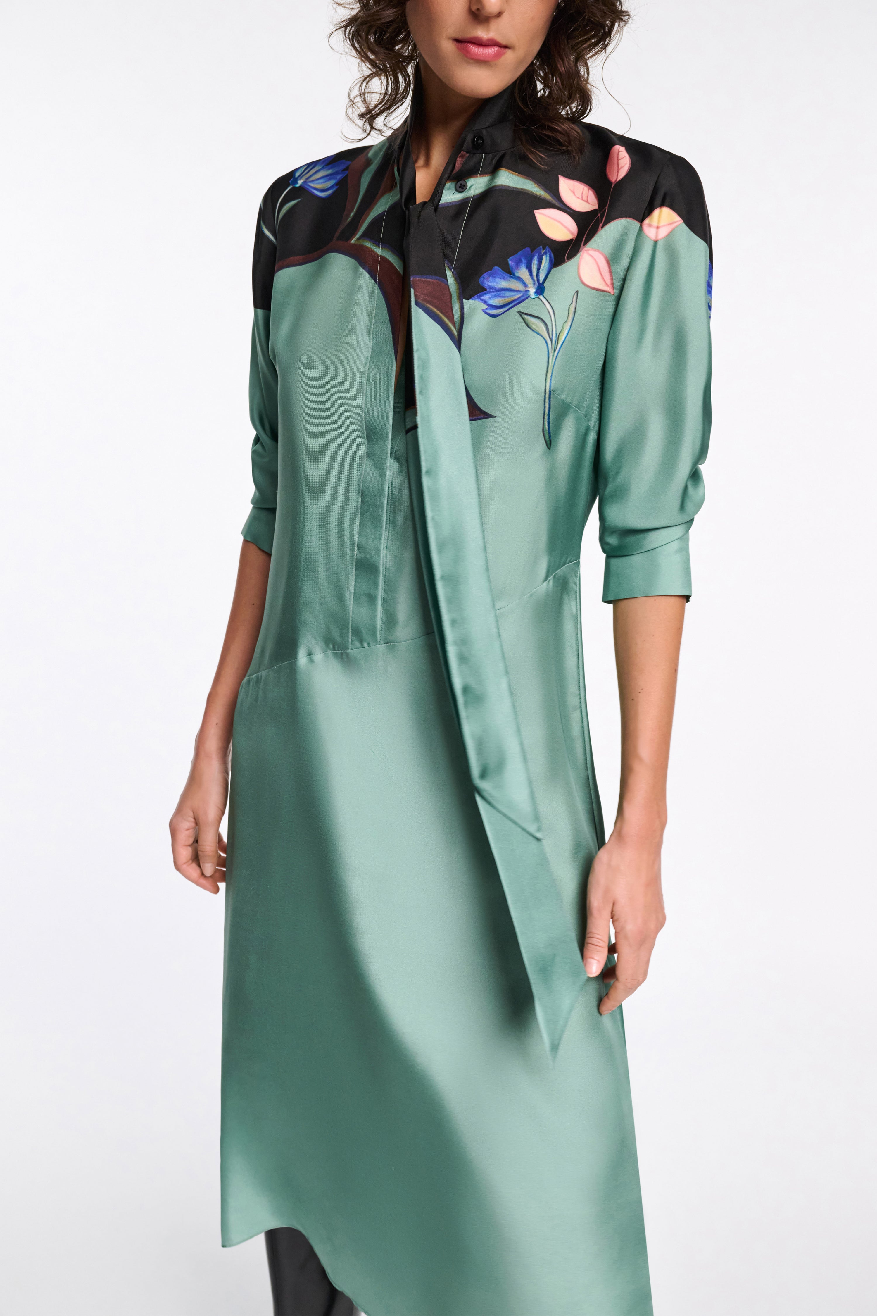 SEDUCTIVE BLOOM dress