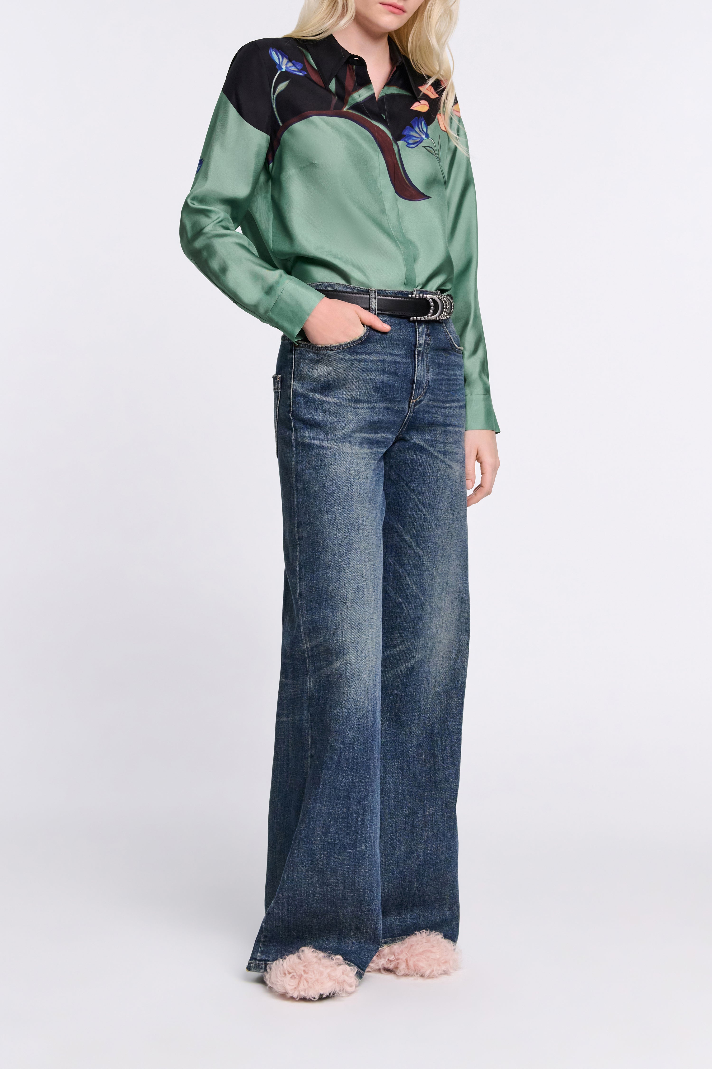 SEDUCTIVE BLOOM blouse