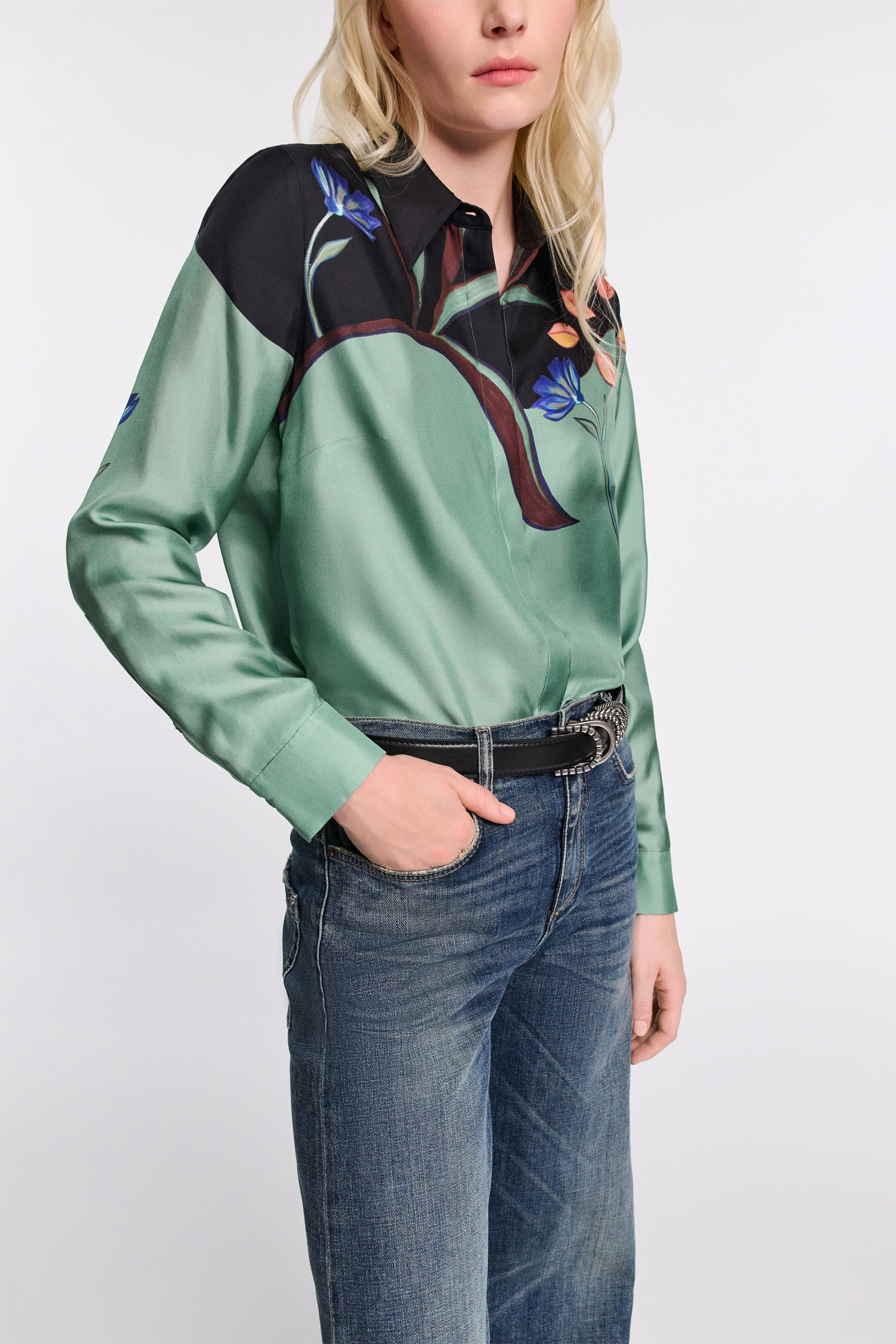 SEDUCTIVE BLOOM blouse