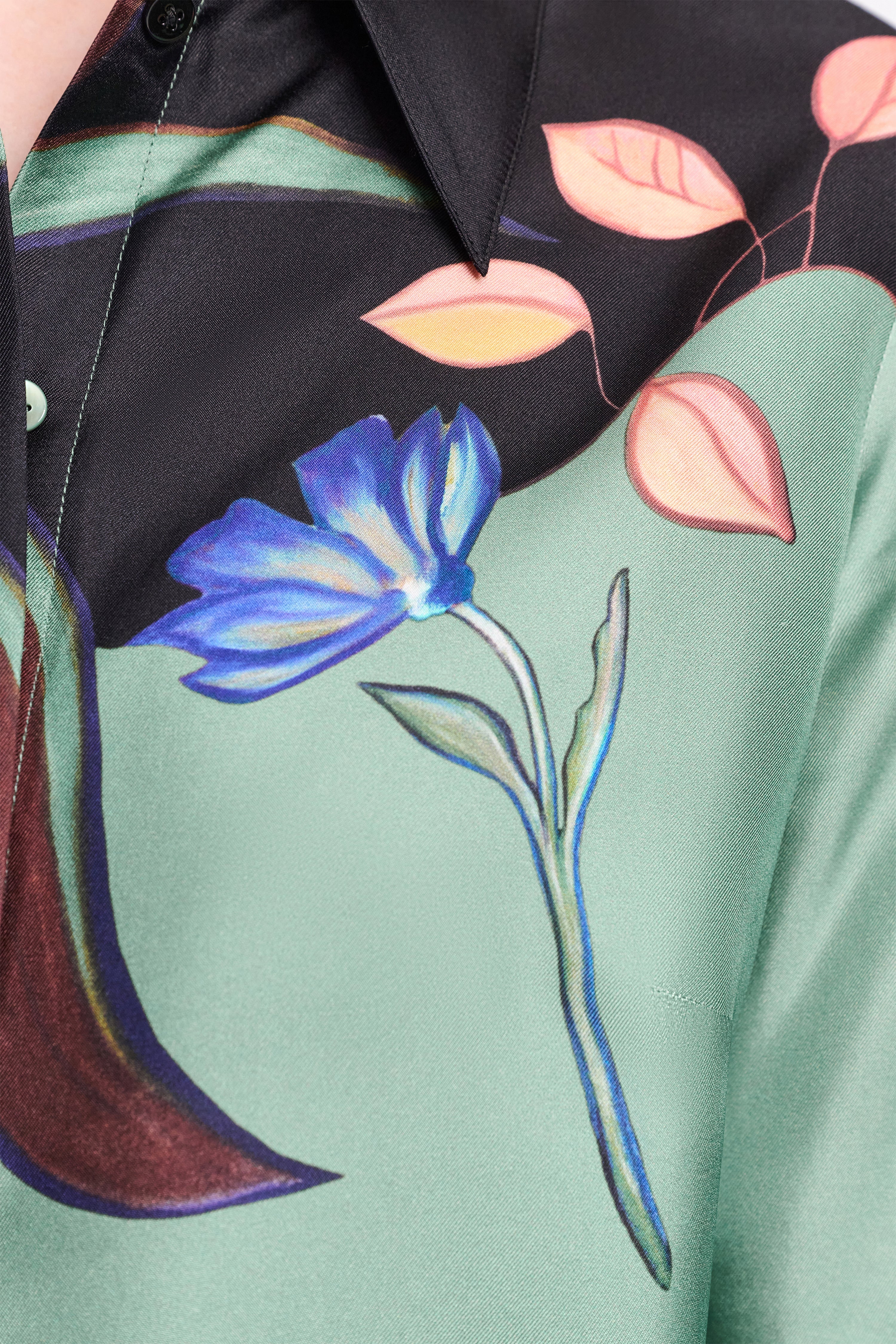 SEDUCTIVE BLOOM blouse