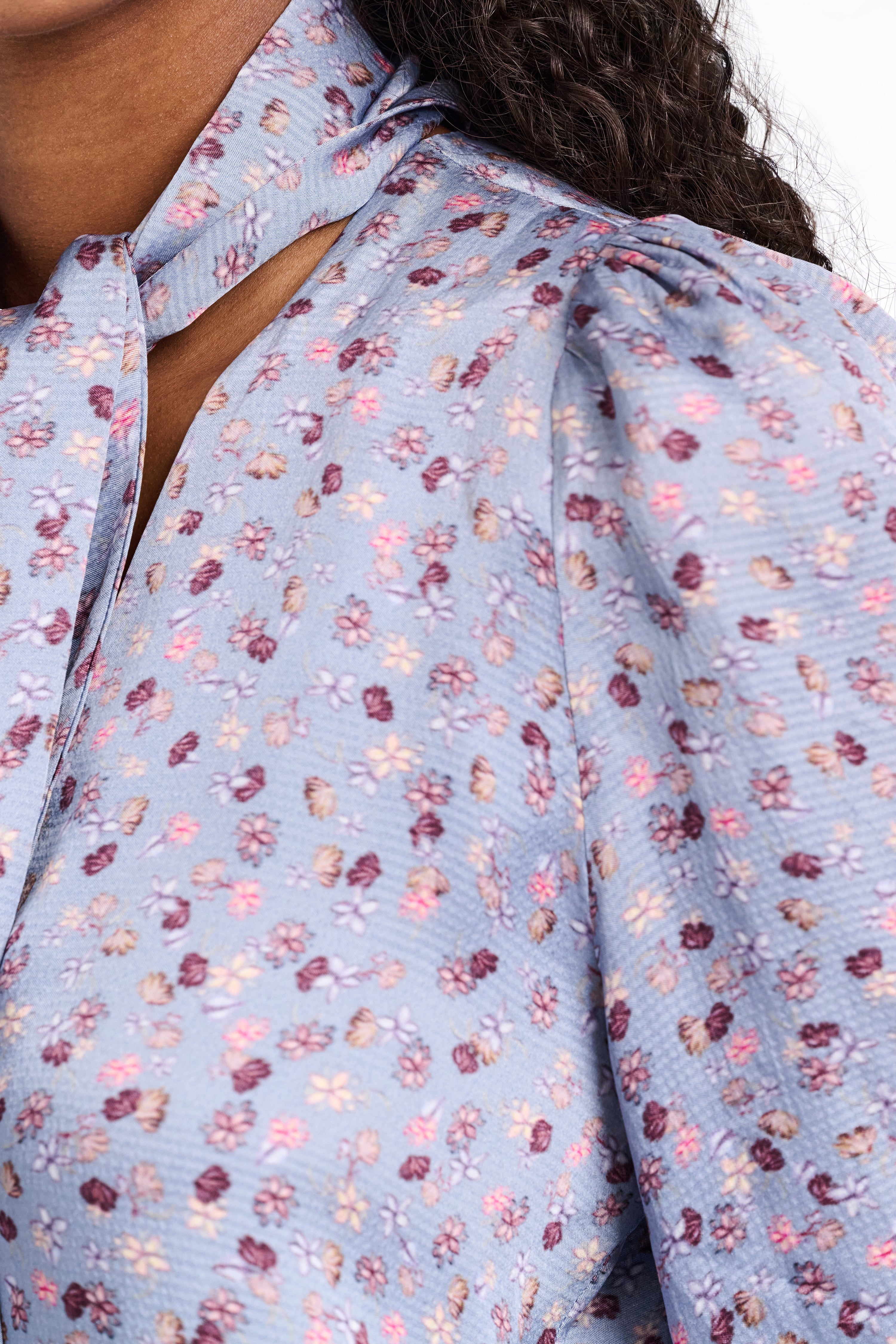 BLOSSOM DREAMS blouse