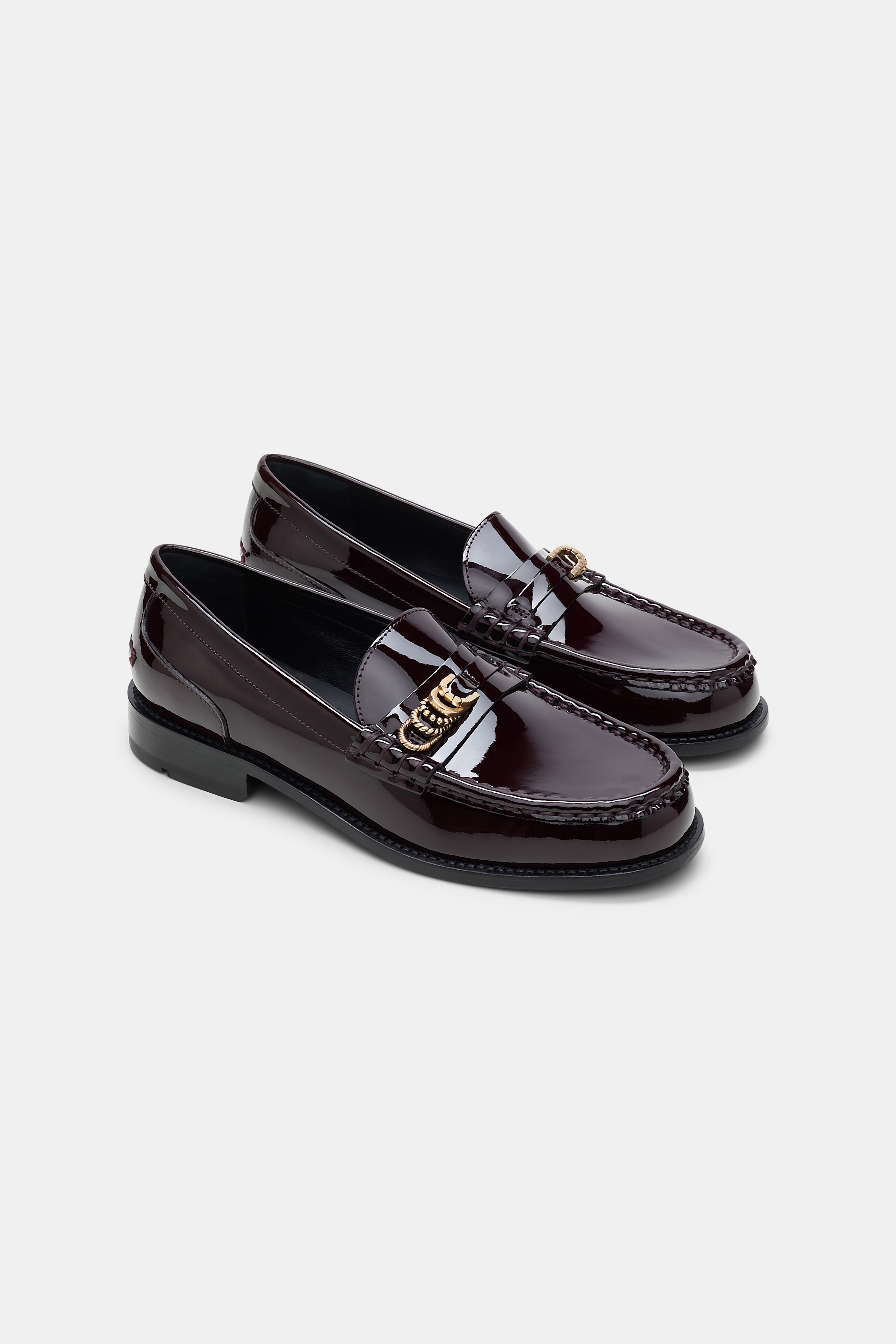GLOSSY SHINE loafer