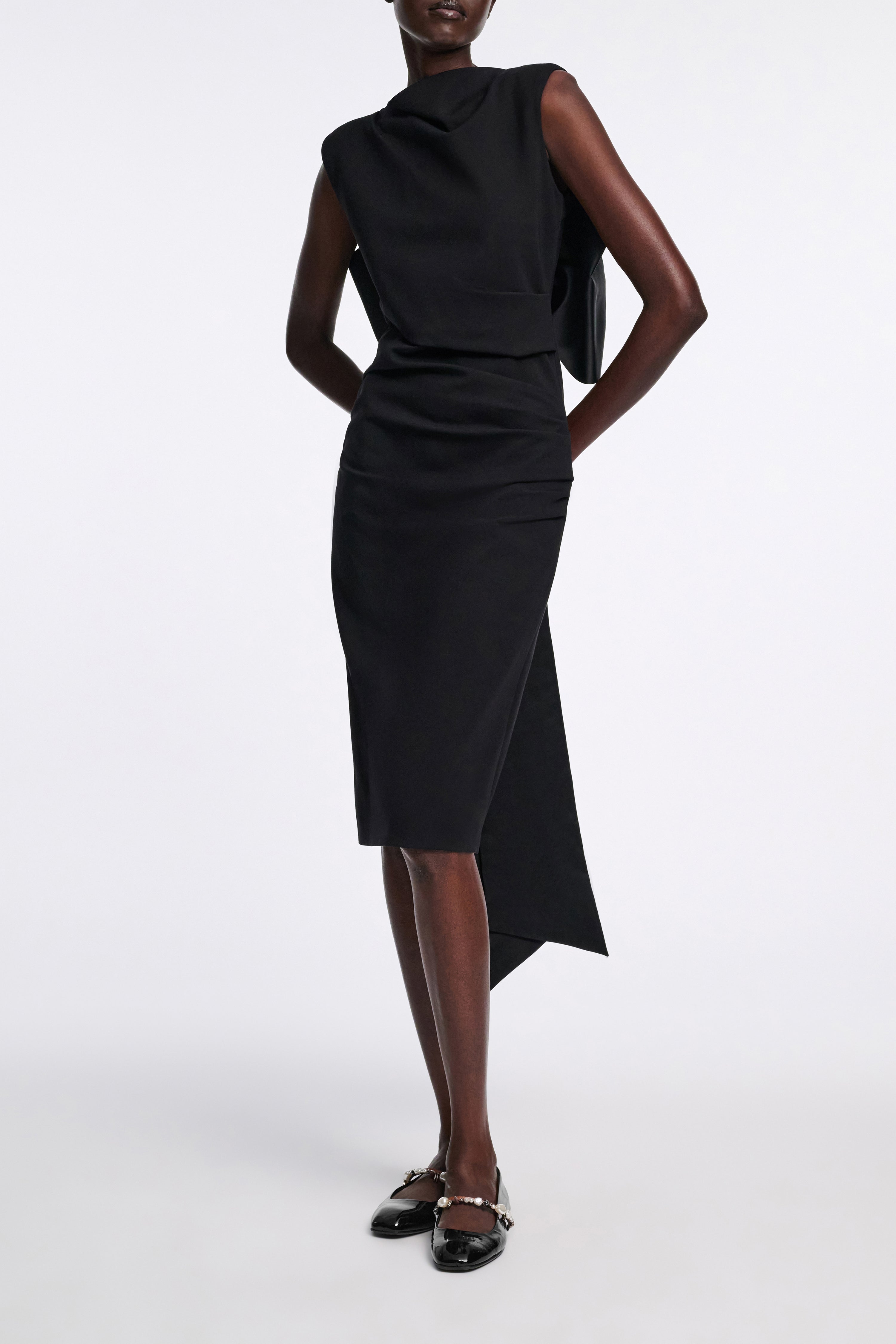 GLOSSY SHINE Embellished Mary-Jane