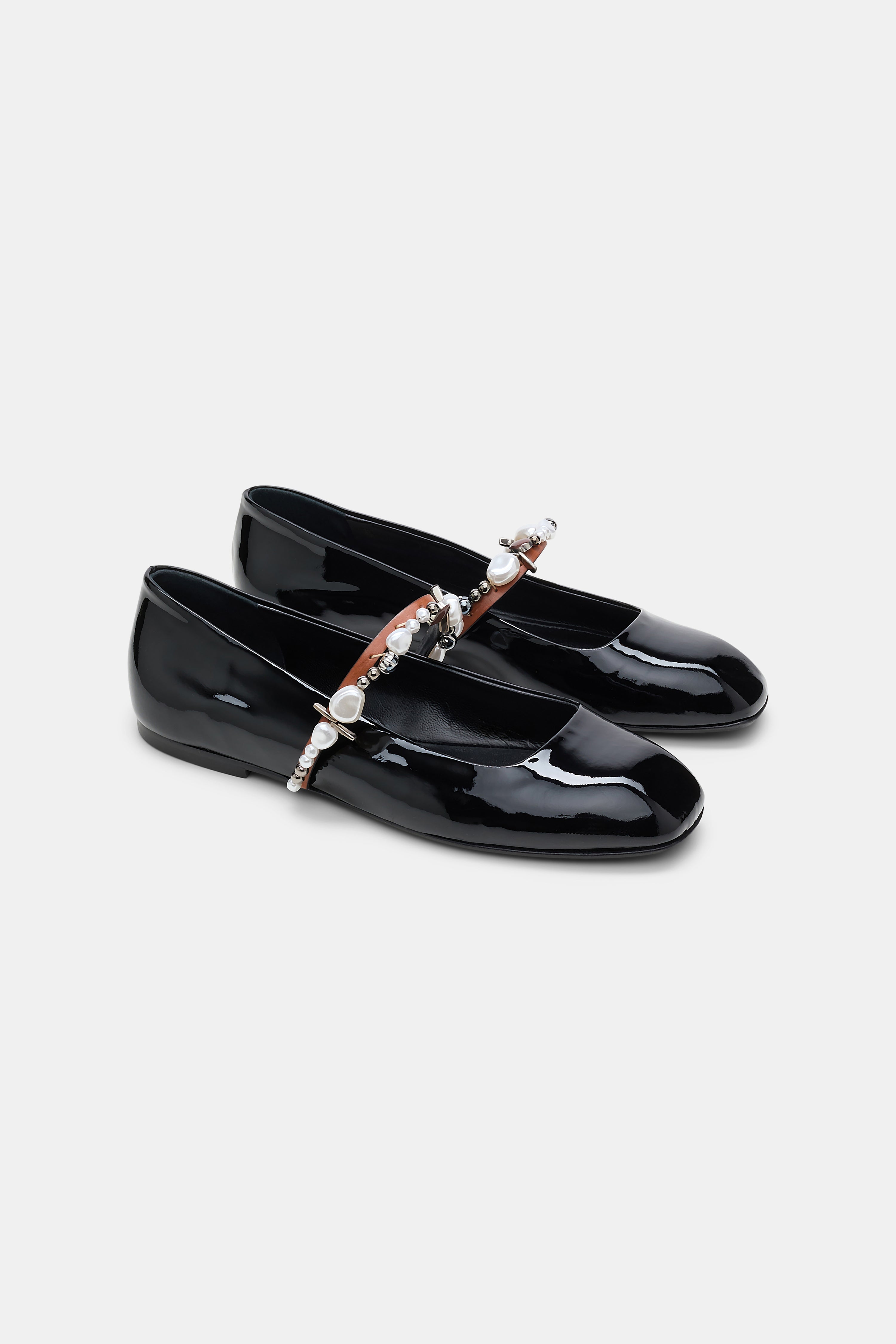 GLOSSY SHINE Embellished Mary-Jane