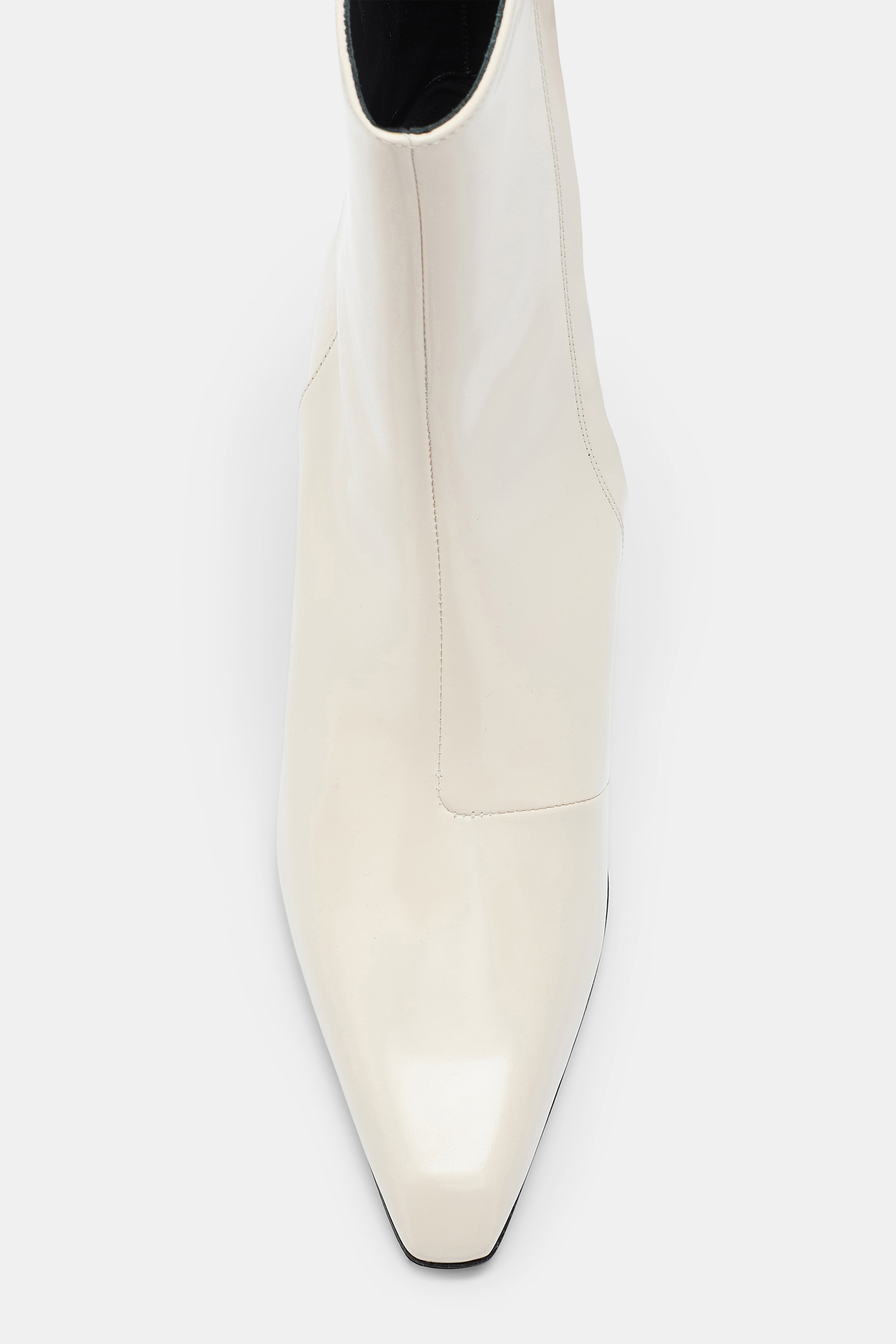 SUBTLE SHINE Ankle Boot