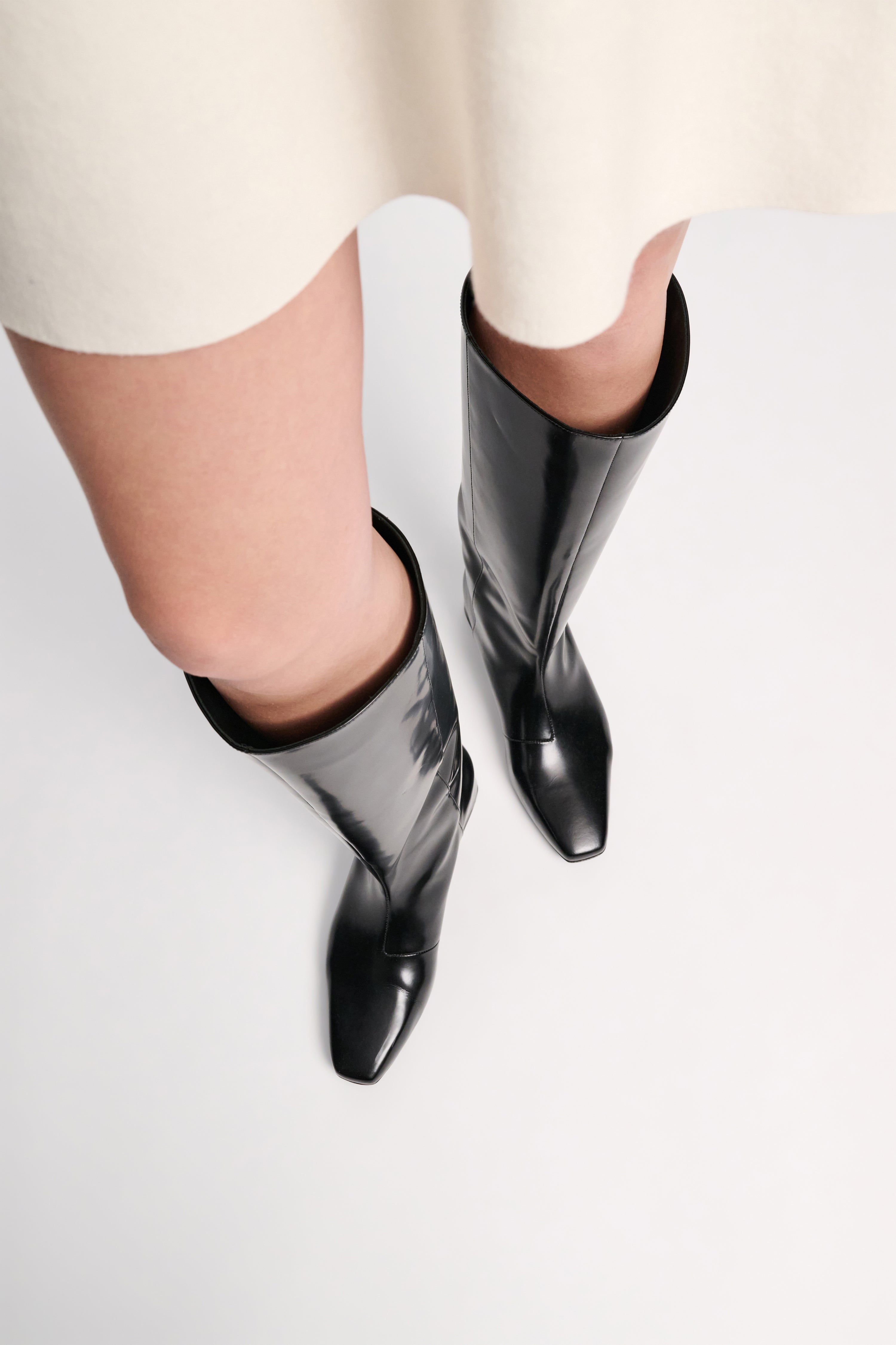 SUBTLE SHINE Riding Boot