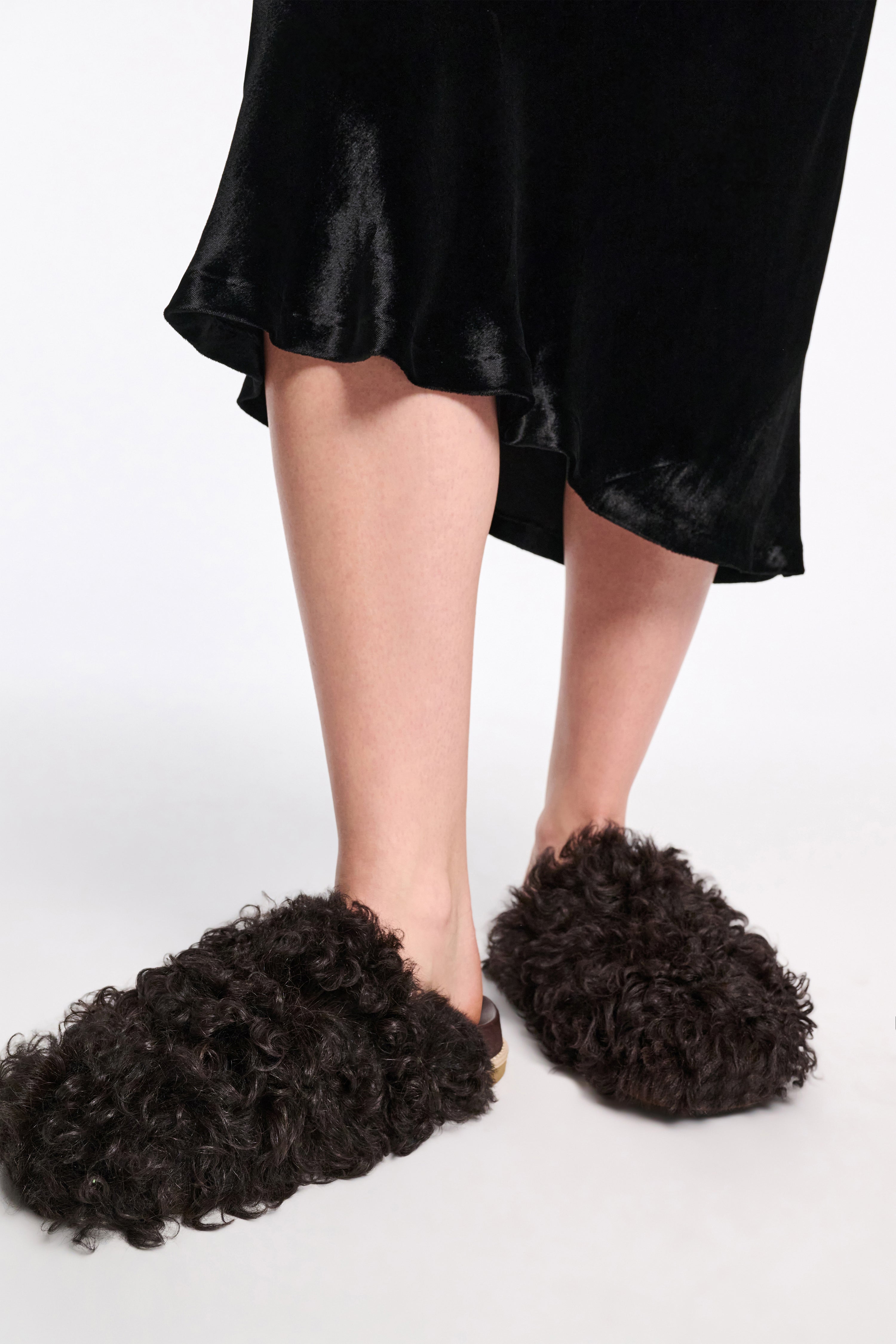 FURRY FANTASY Clog Footbed
