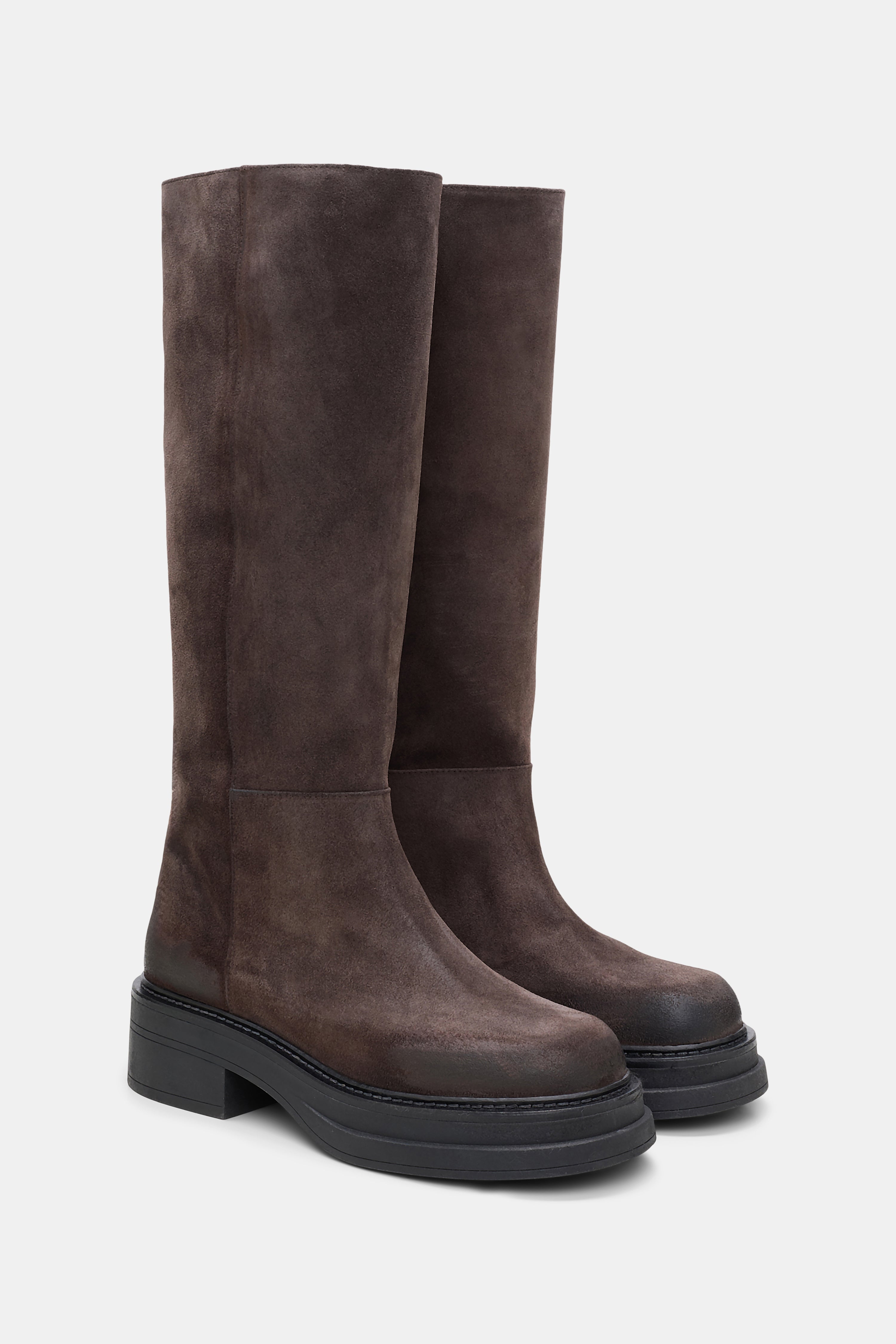 SUEDE SENSATION Knee Boot