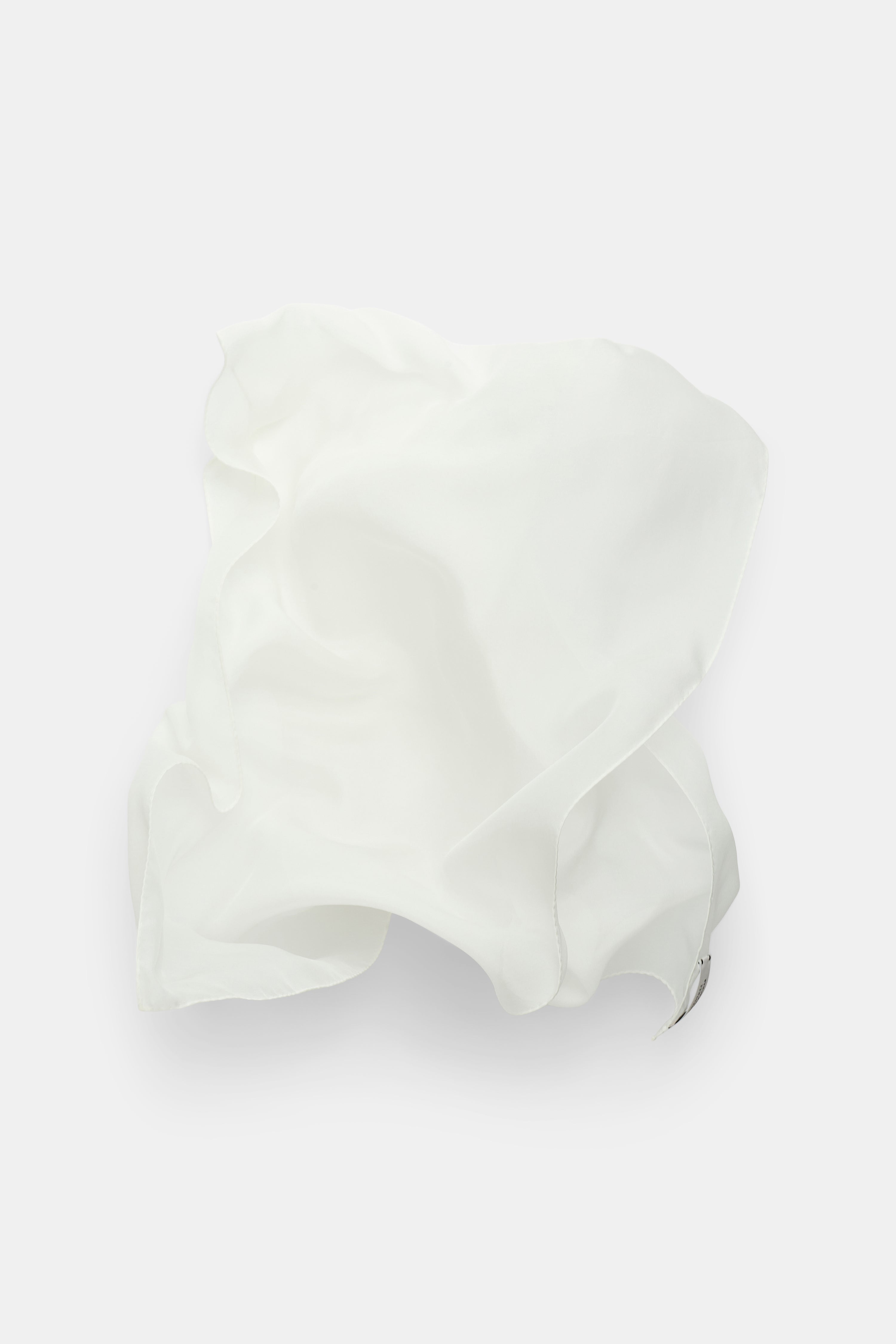 SHEER LIGHTNESS scarf