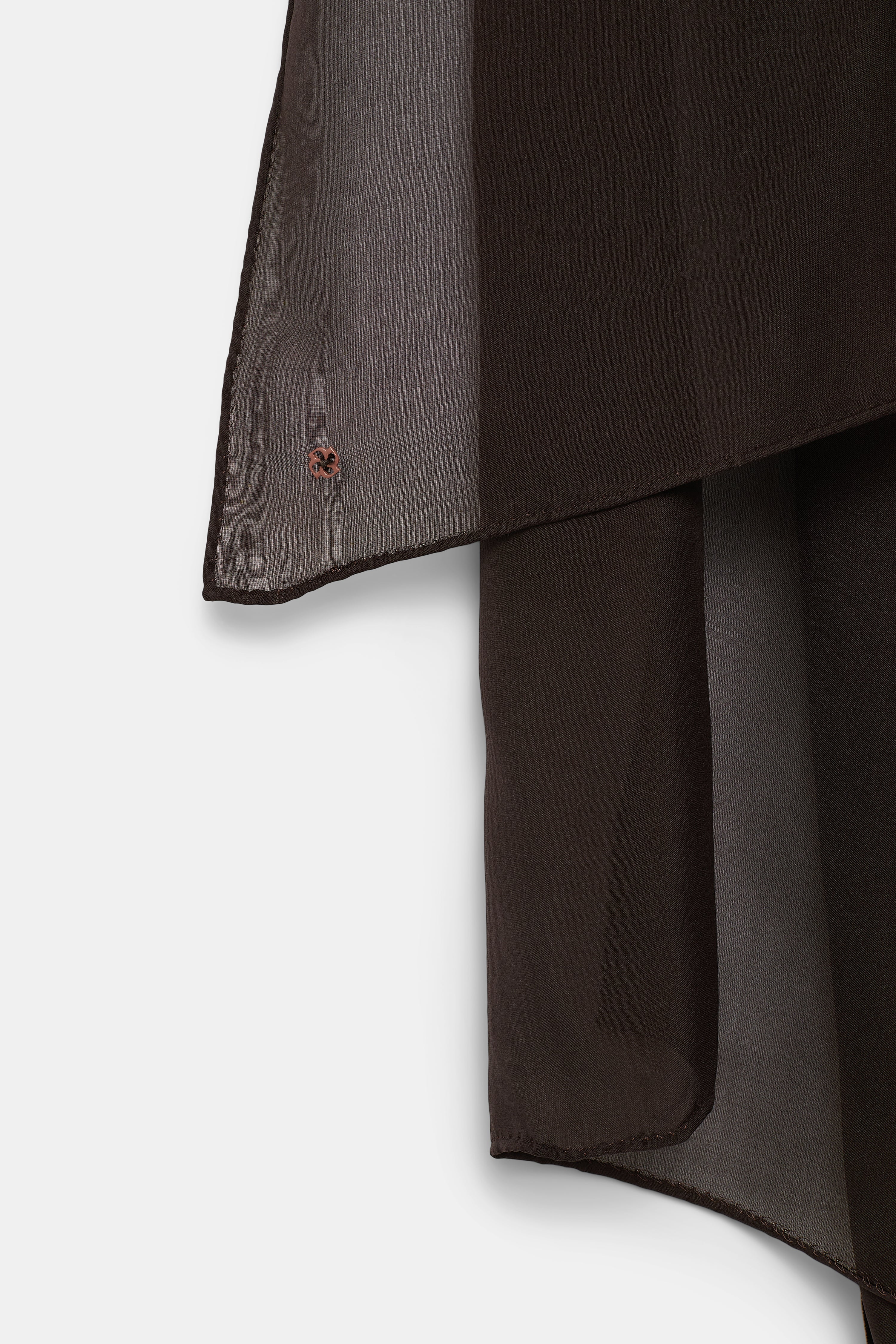 SHEER LIGHTNESS scarf