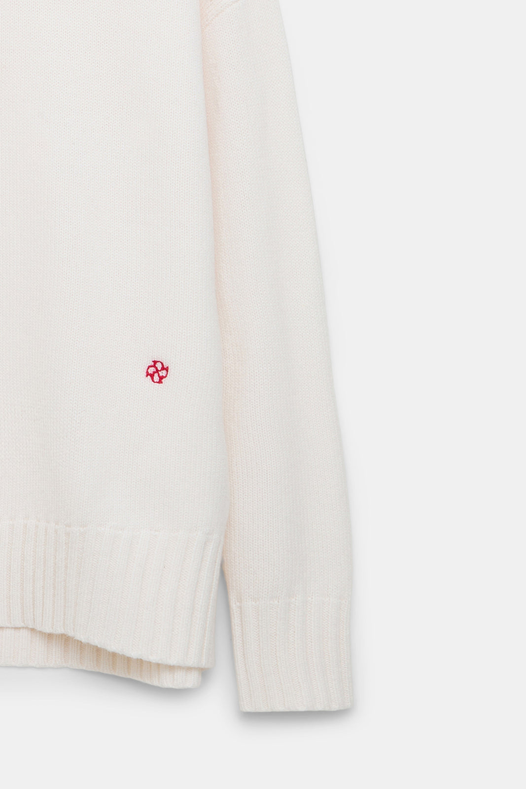 MODERN STATEMENTS pullover
