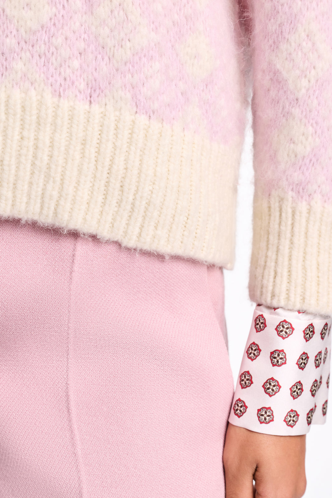 SOFT GRAPHICS pullover