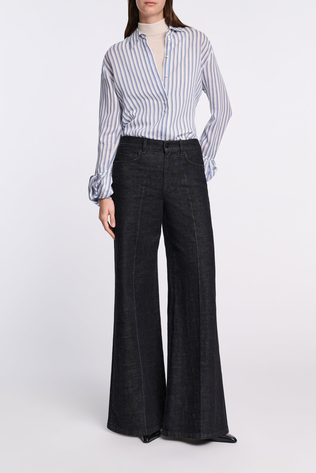 STRIPED EASE blouse