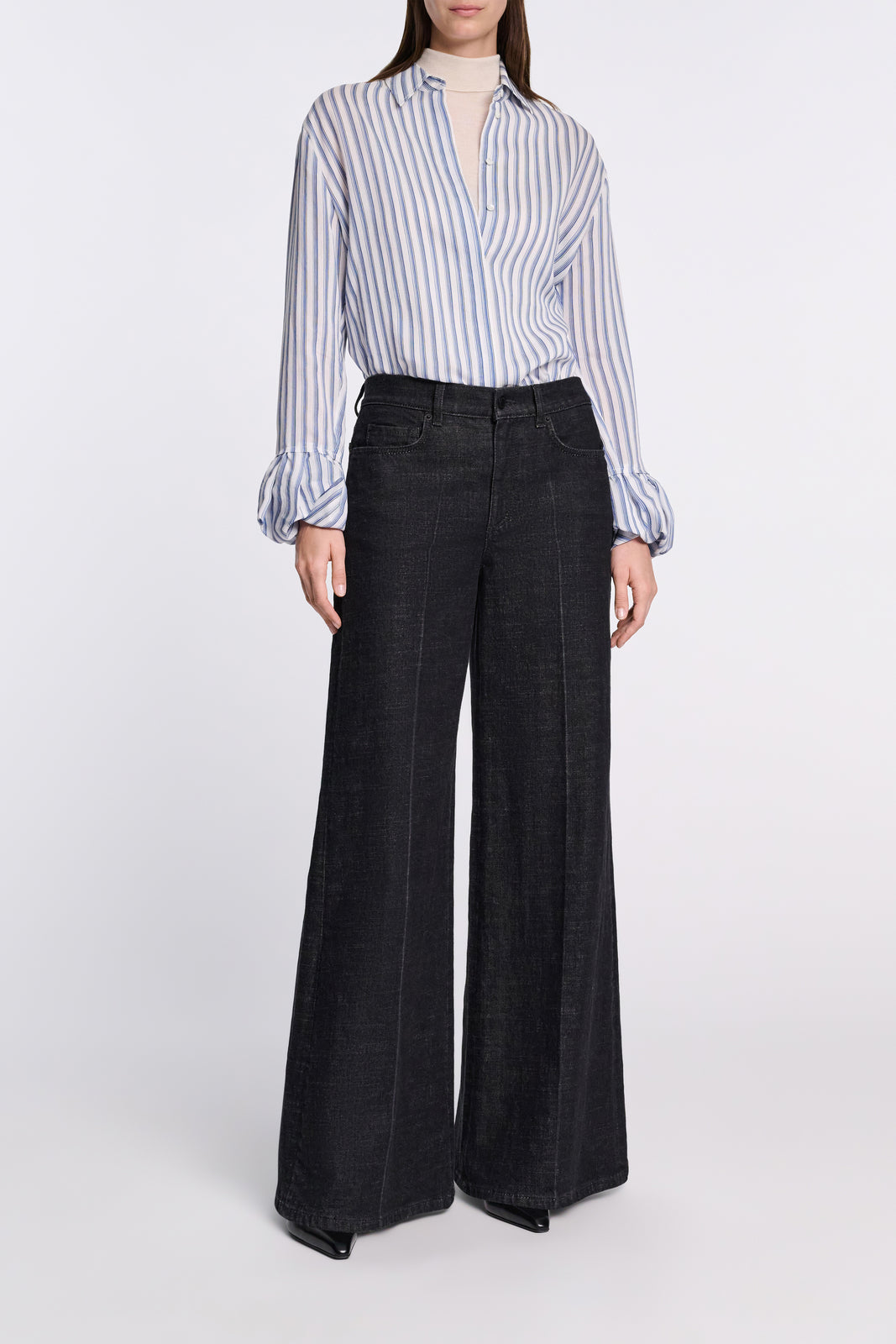STRIPED EASE blouse