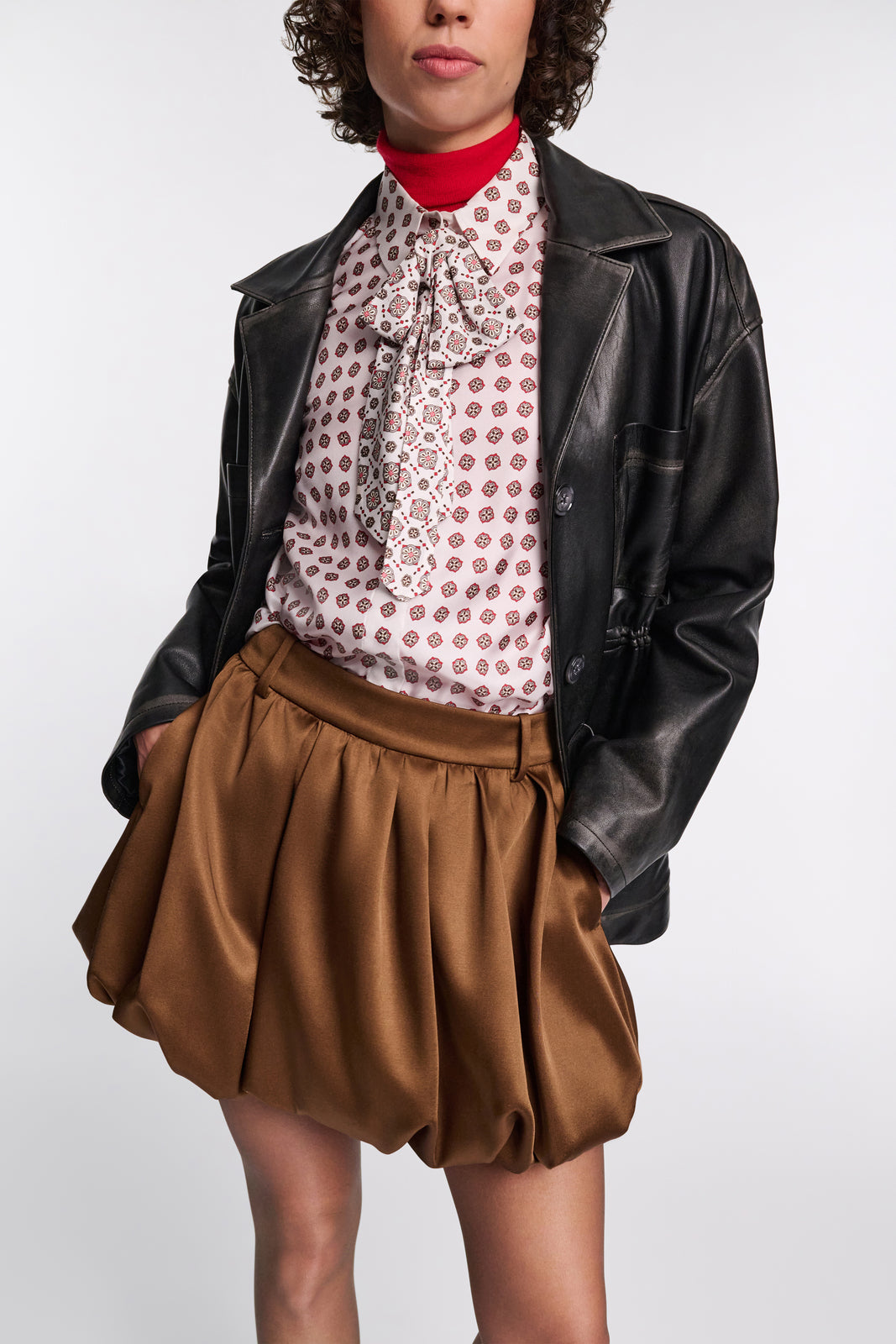 SLEEK STATEMENT I jacket