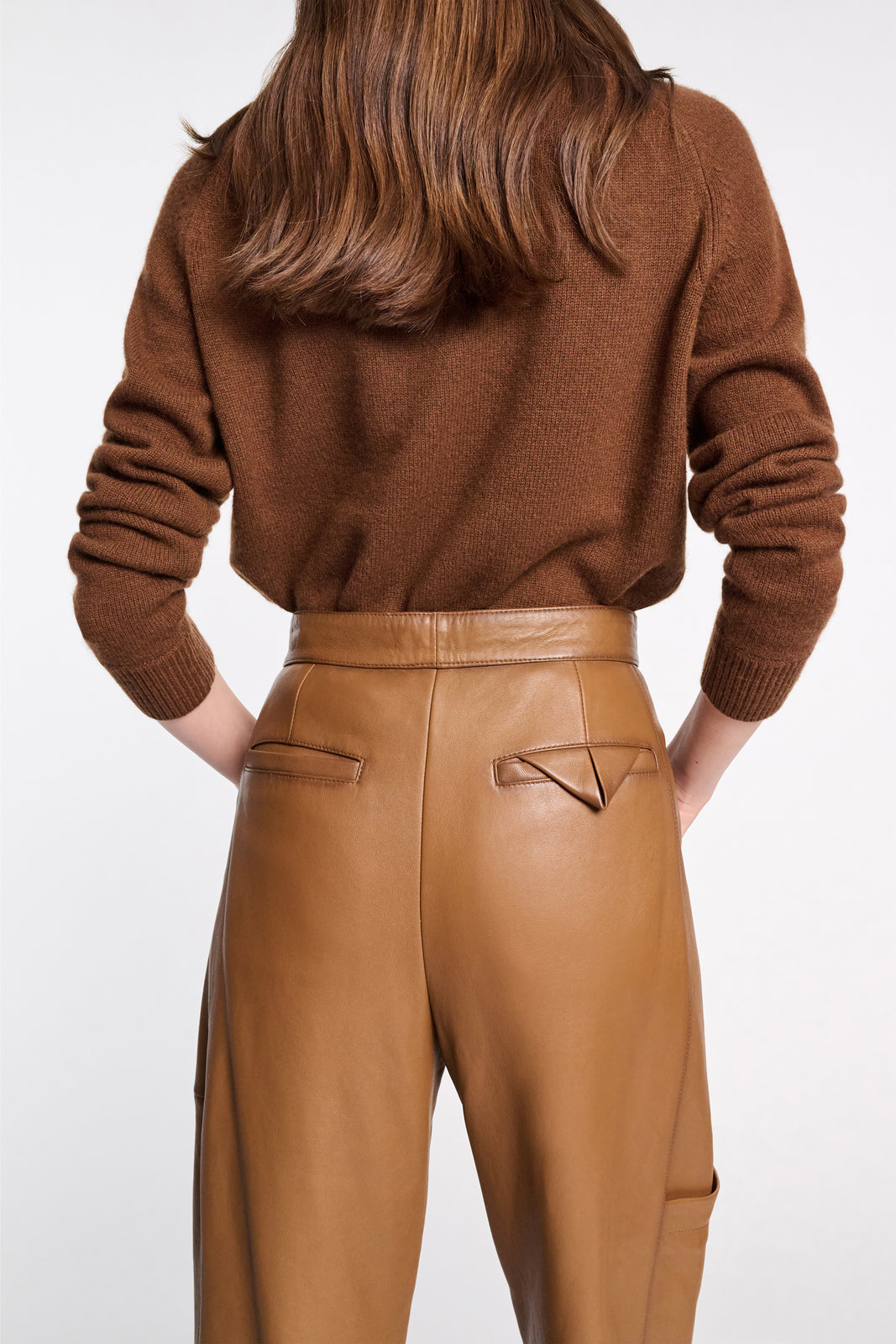 SLEEK STATEMENT II pants