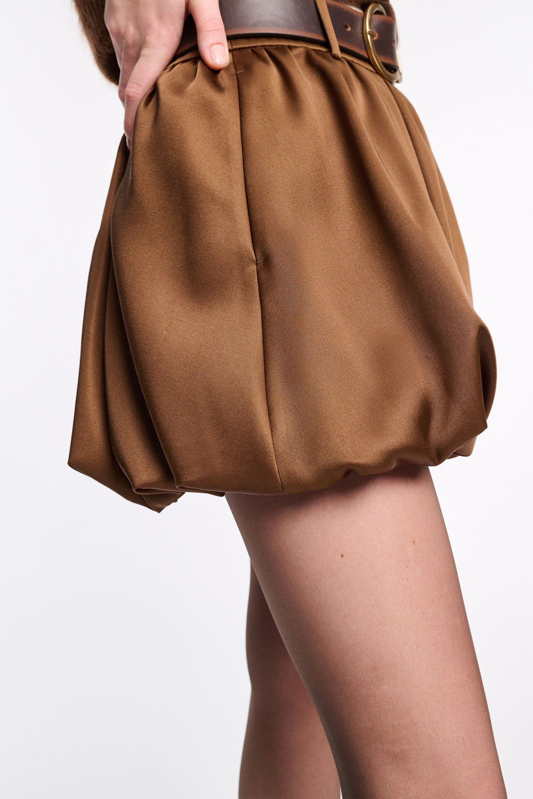 SHINY STATEMENT skirt