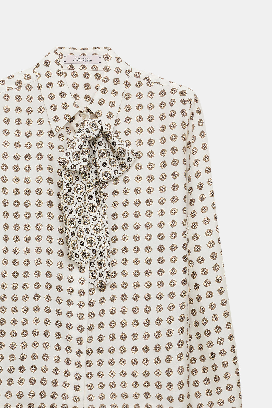 GRAPHIC DREAMS blouse