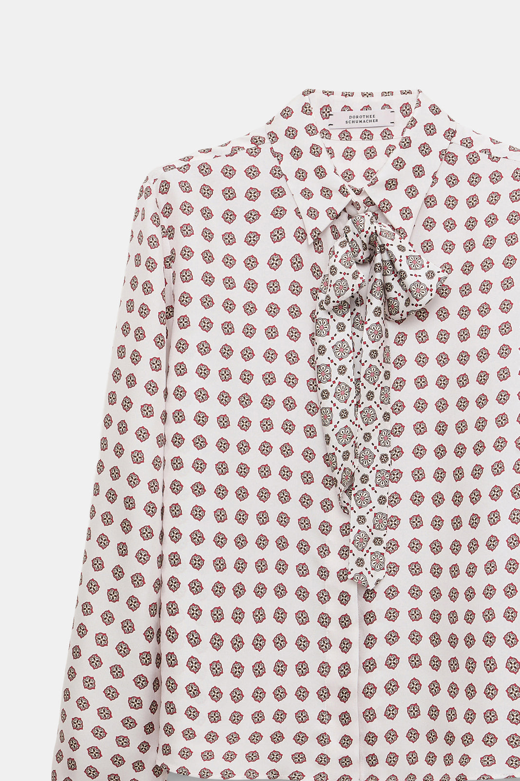 GRAPHIC DREAMS blouse
