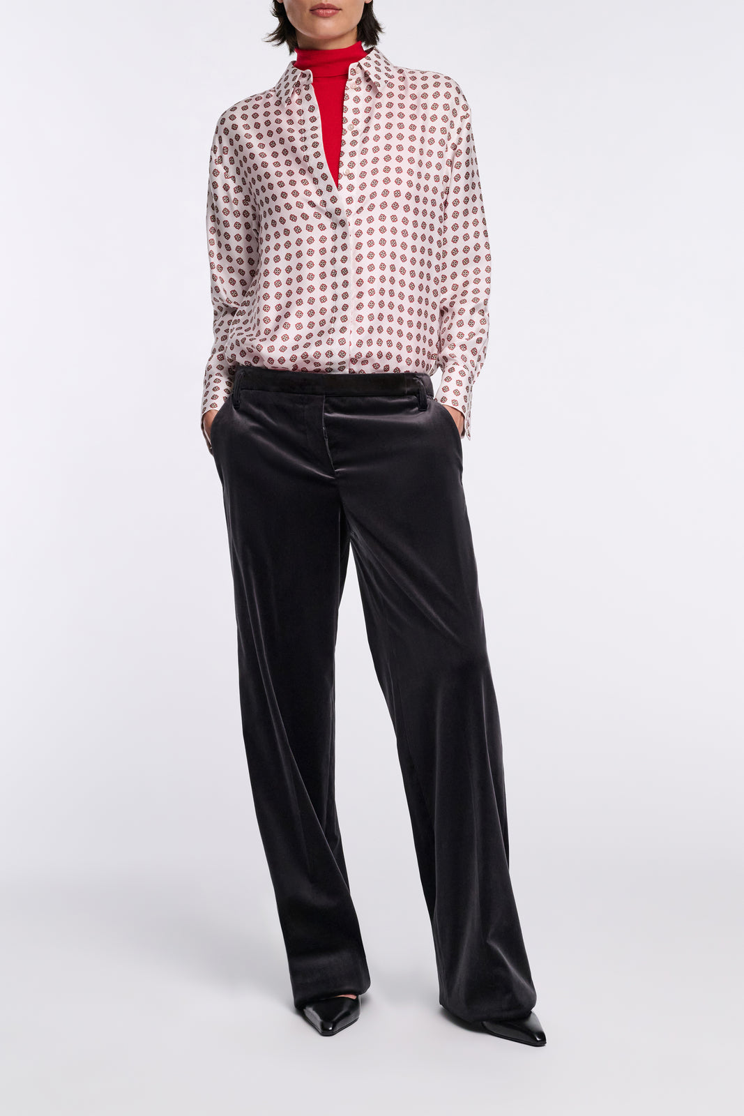 GRAPHIC DREAMS blouse