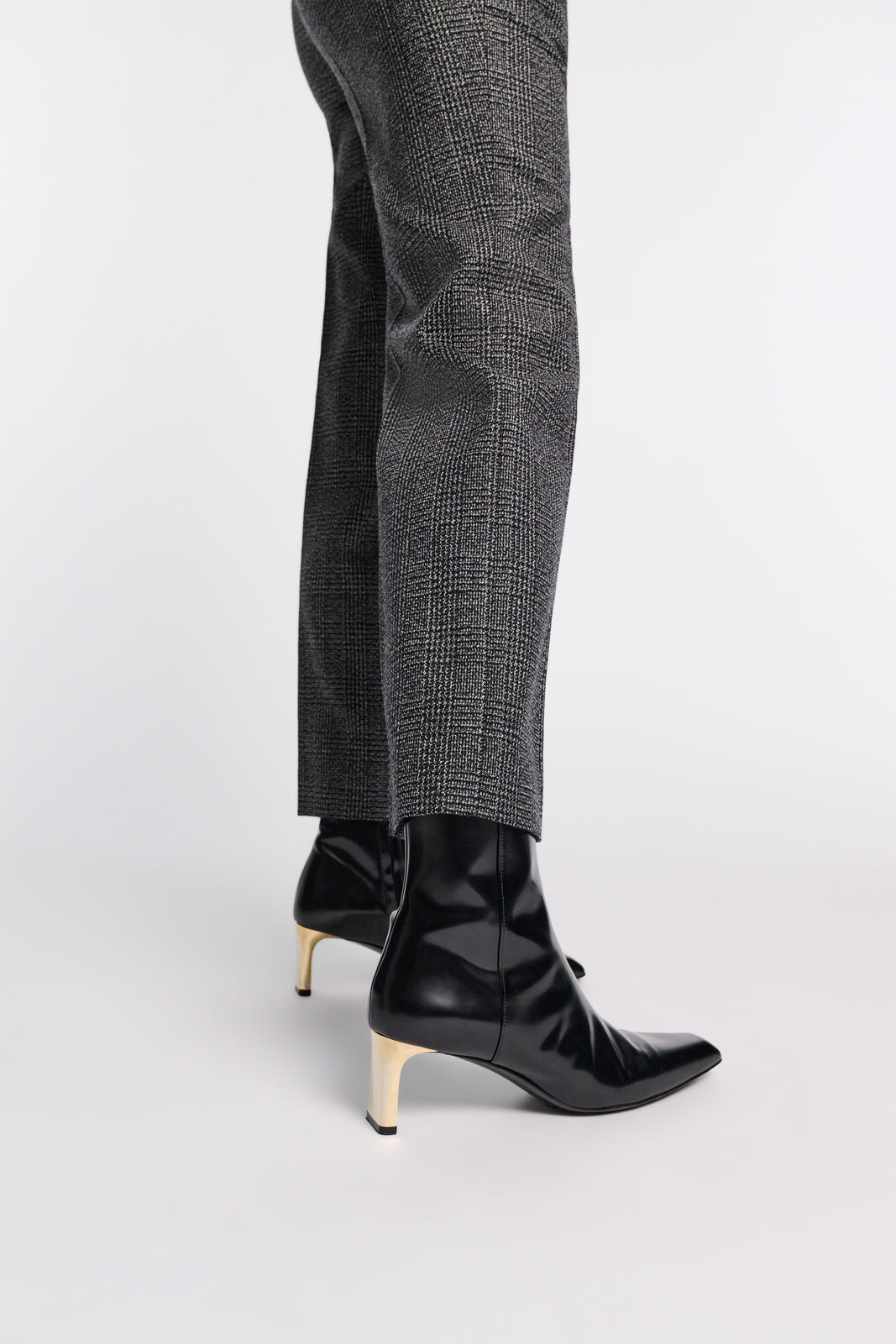 SUBTLE SHINE ankle boot