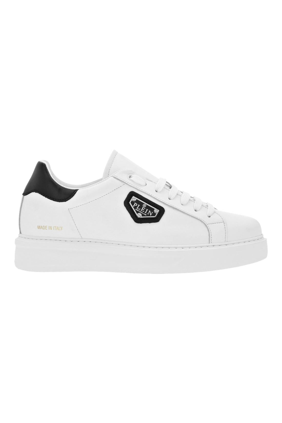 Low-Top Sneakers Titan Plein