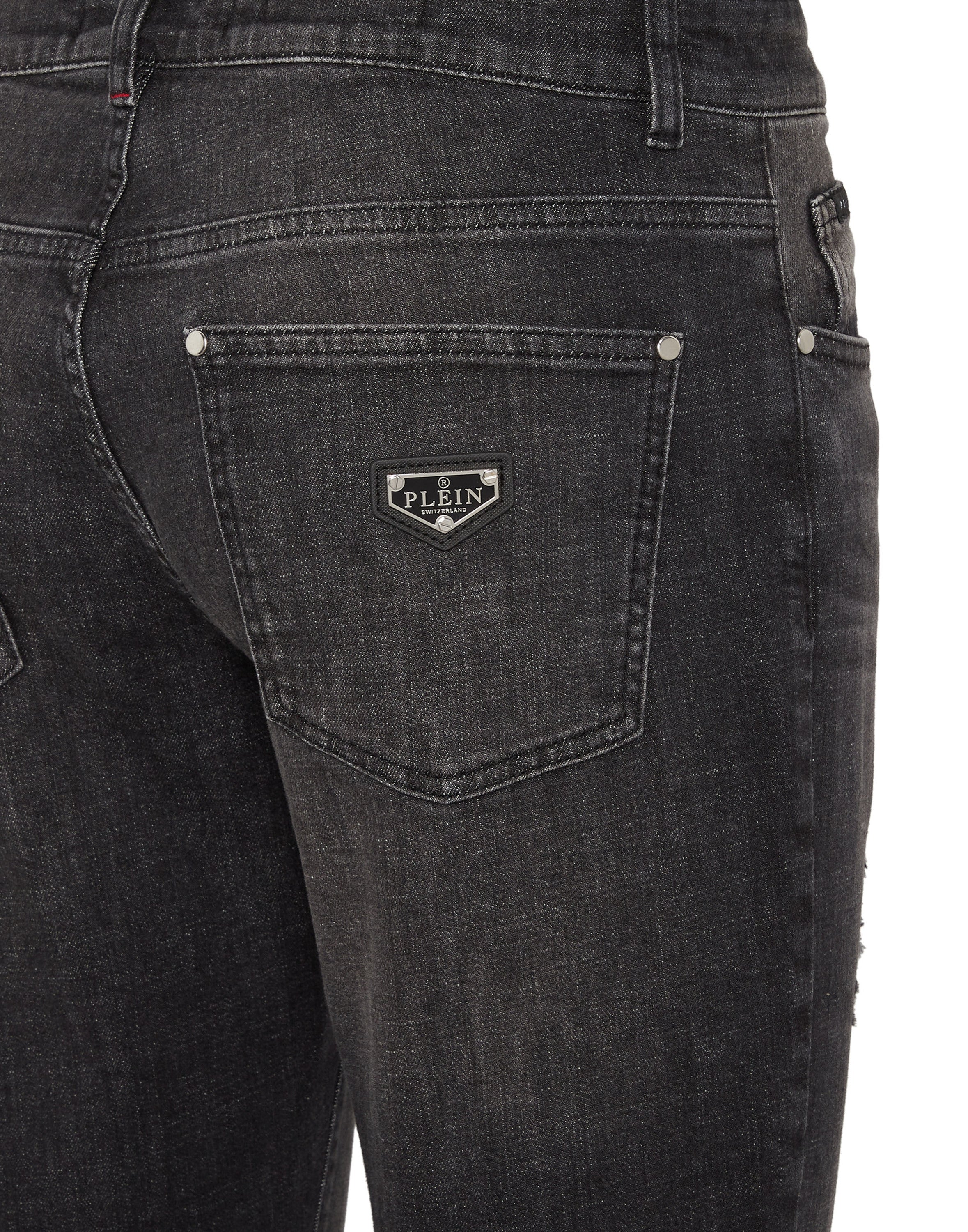 Destroyed Super Straight Cut Jeans